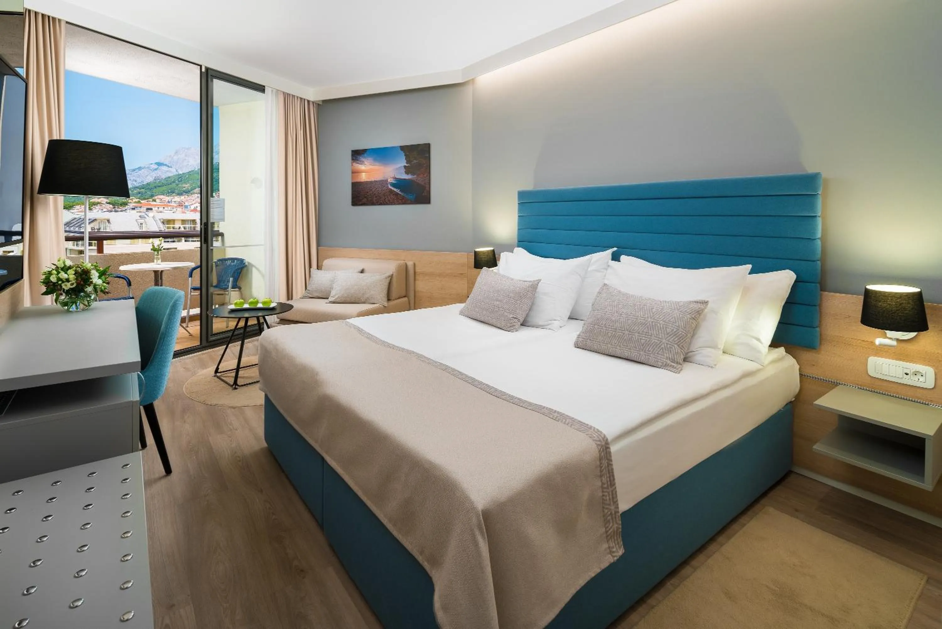 Photo of the whole room, Bed in Valamar Meteor Hotel