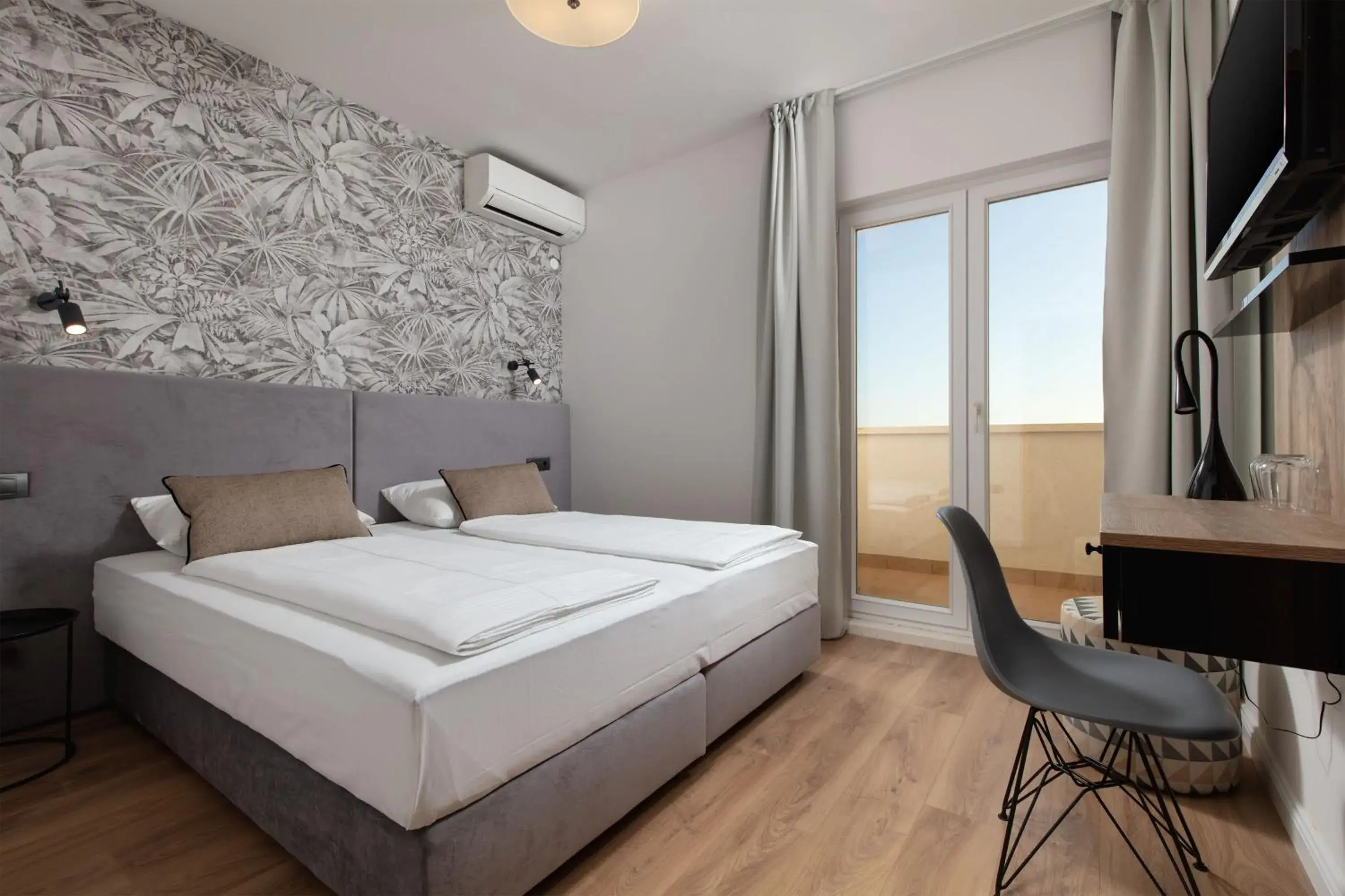 Family Room with Balcony and Sea View in Pansion Amigos Family Room with Balcony and Sea View in Pansion Amigos