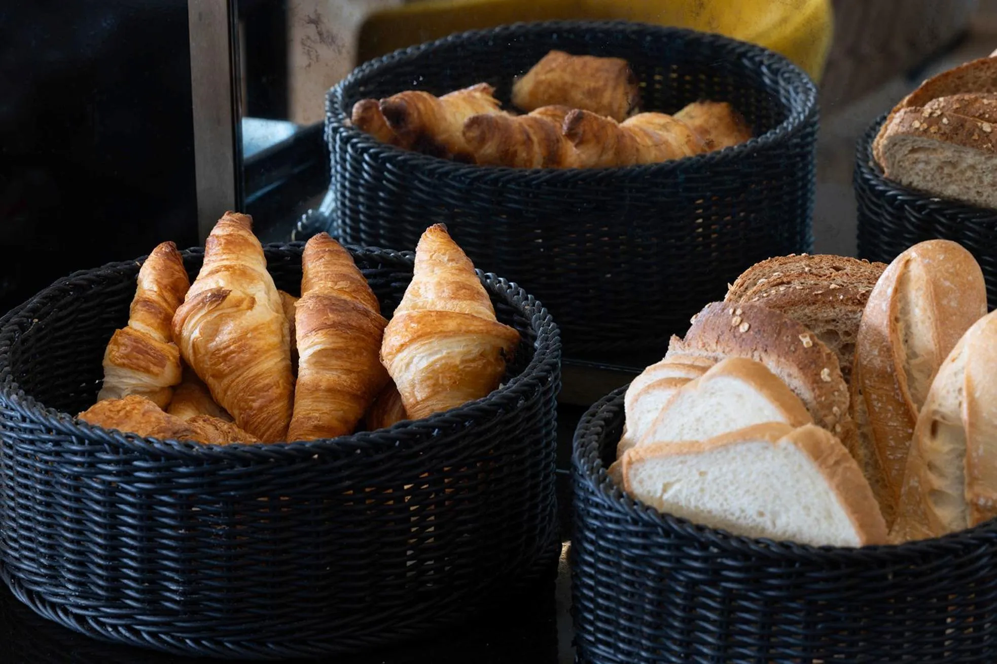 Breakfast in Hotel Le 10 BIS