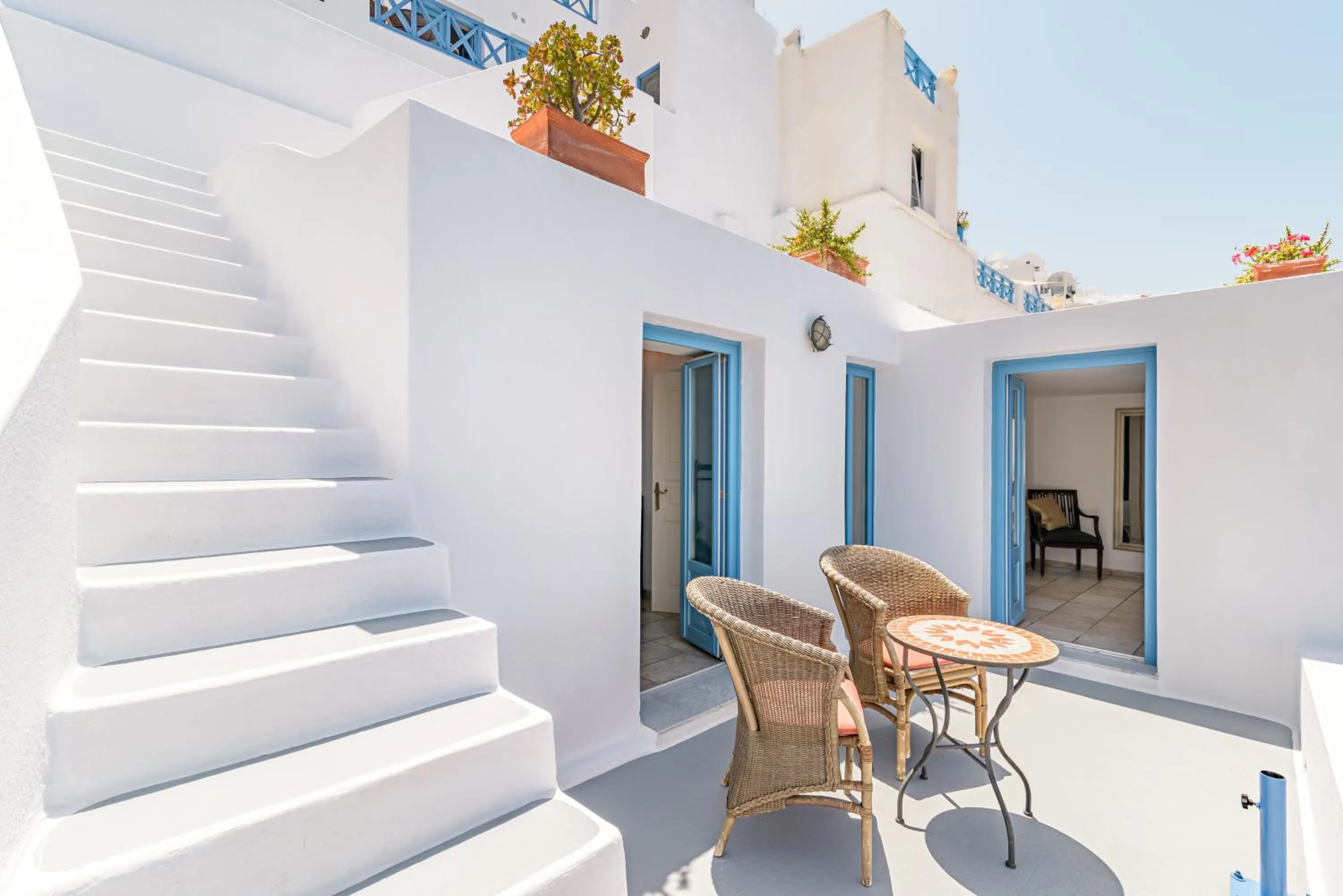 Balcony/Terrace in Golden Grey Goose