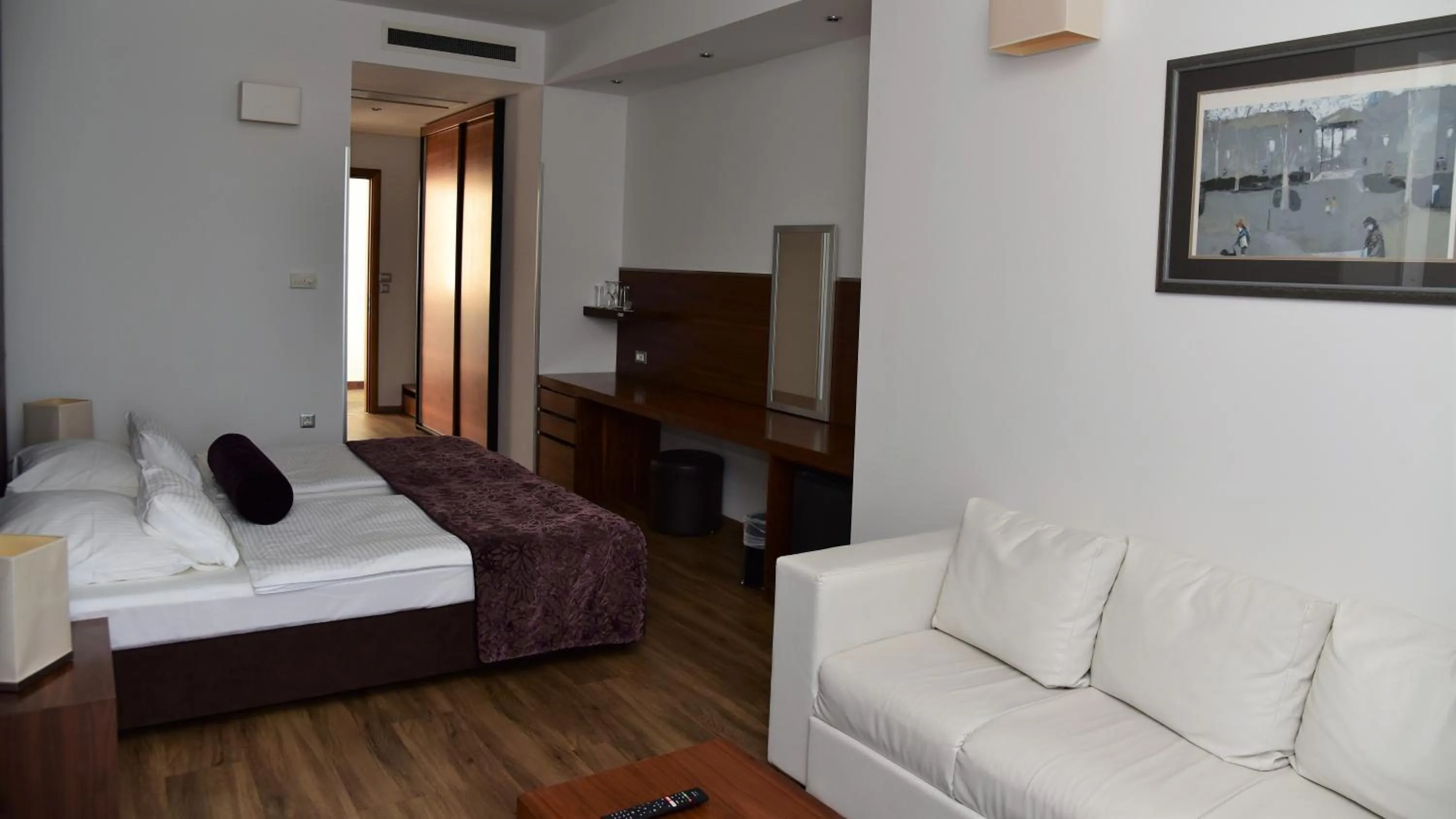 Photo of the whole room, Bed in Hotel Lipa