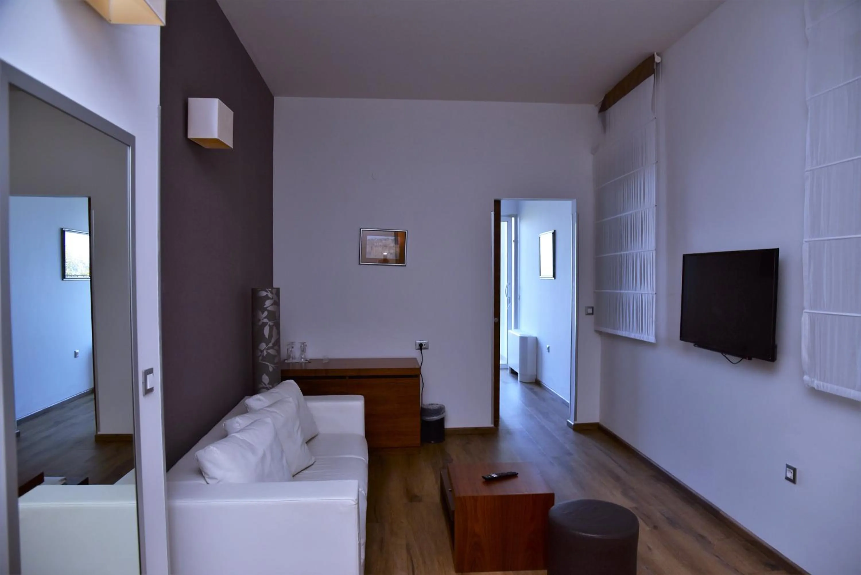 Living room, Bed in Hotel Lipa