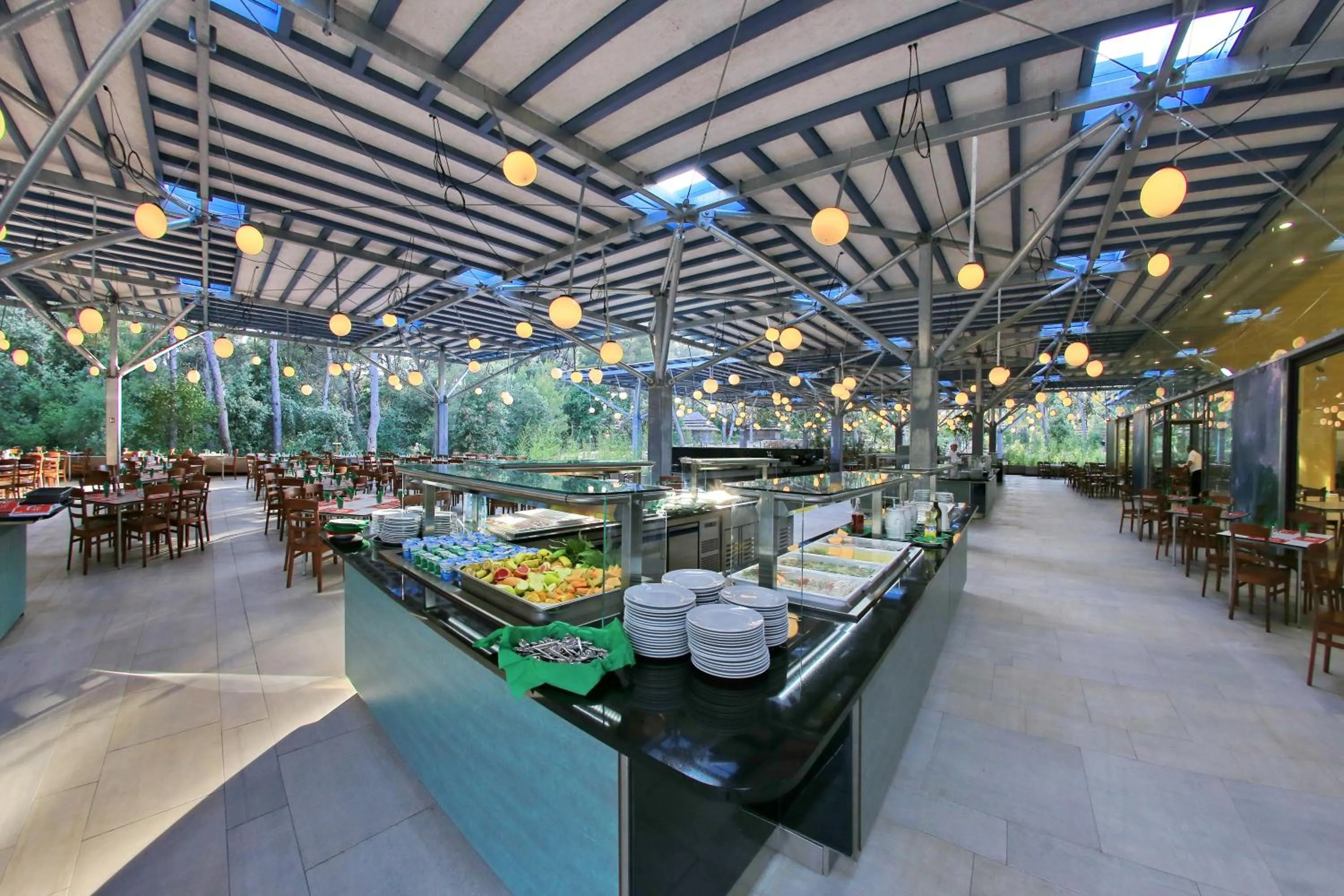 Restaurant/places to eat in Pine Beach Pakostane - All Inclusive light