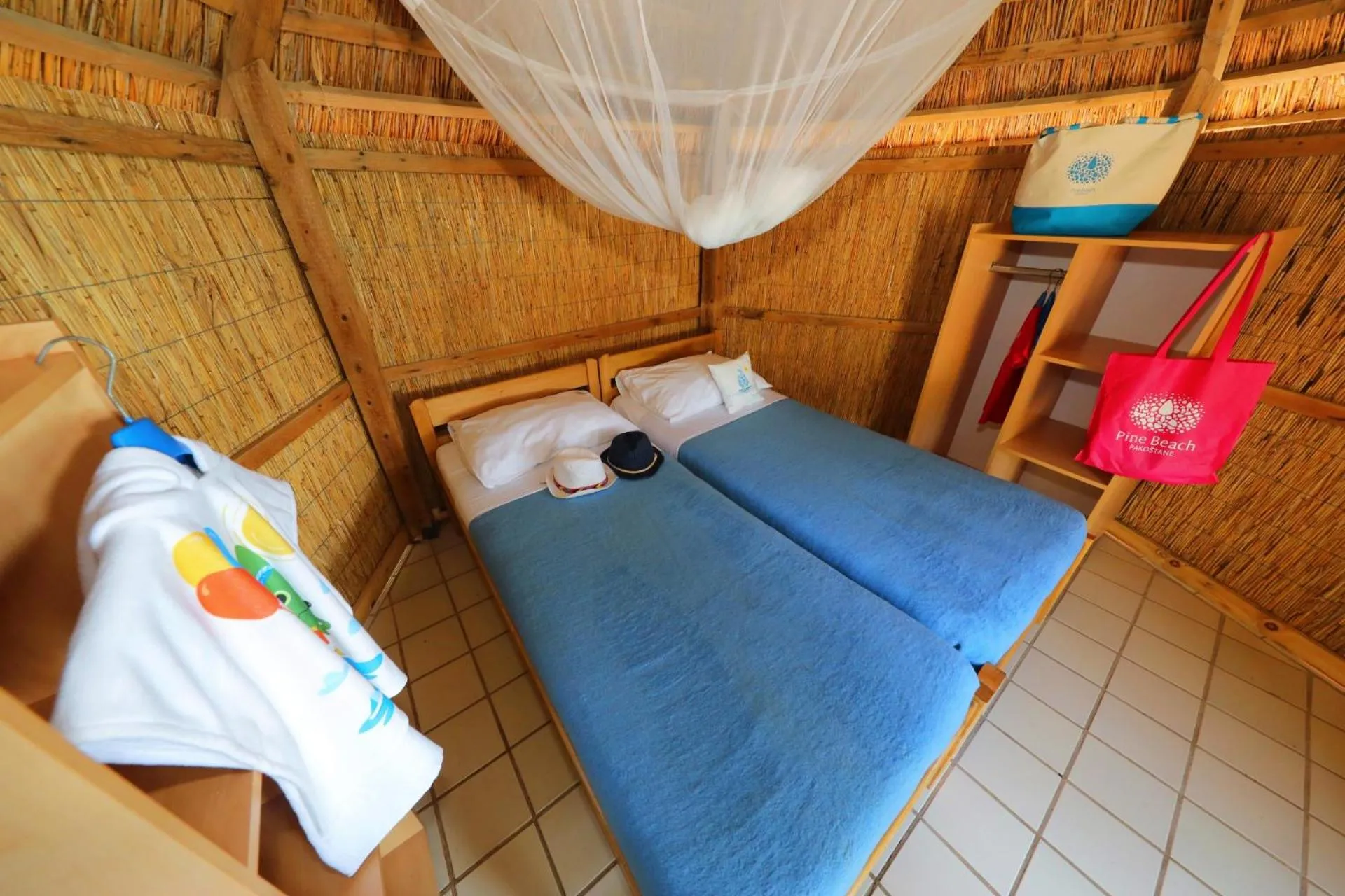 Bedroom, Bed in Pine Beach Pakostane - All Inclusive light