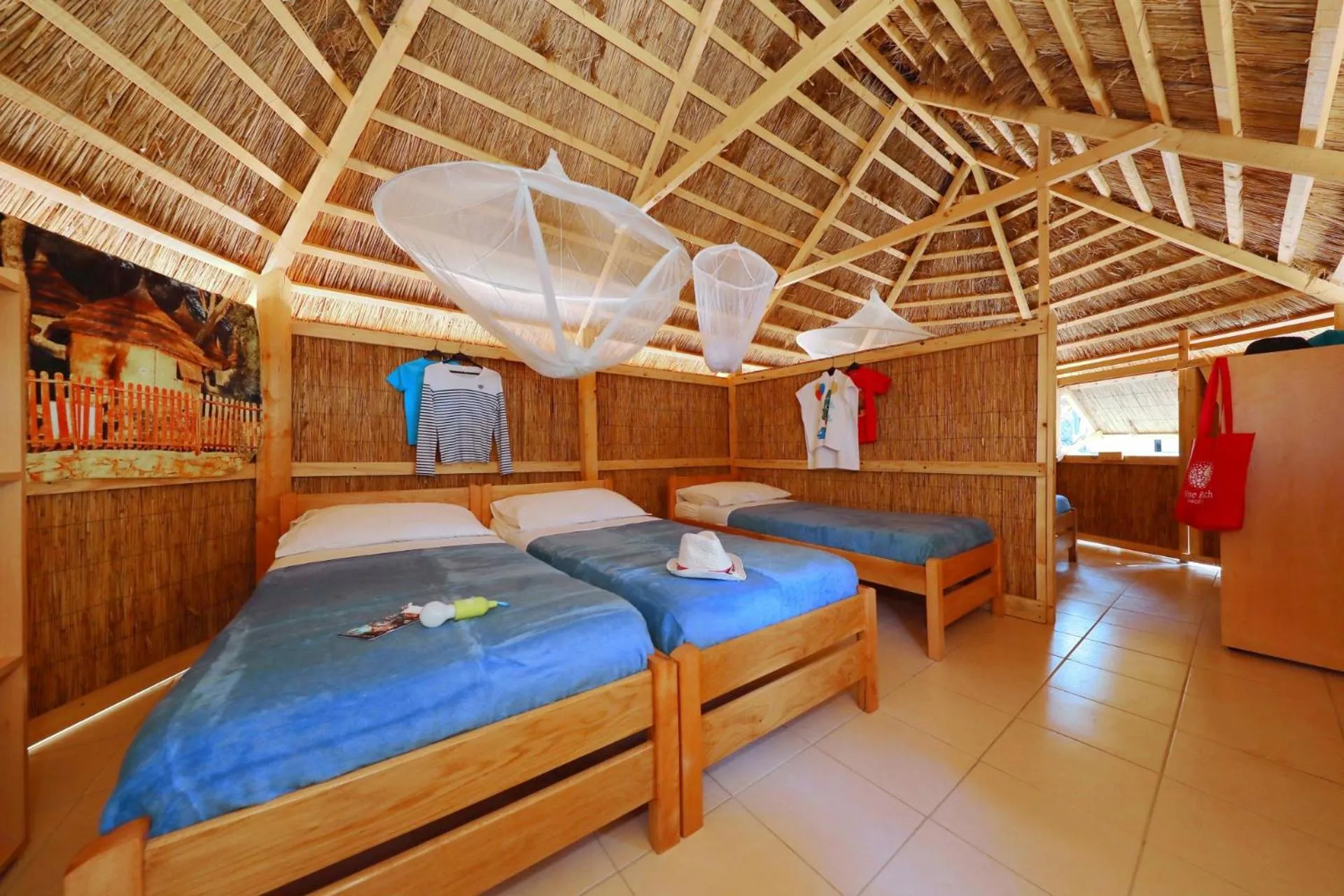 Bedroom, Bed in Pine Beach Pakostane - All Inclusive light