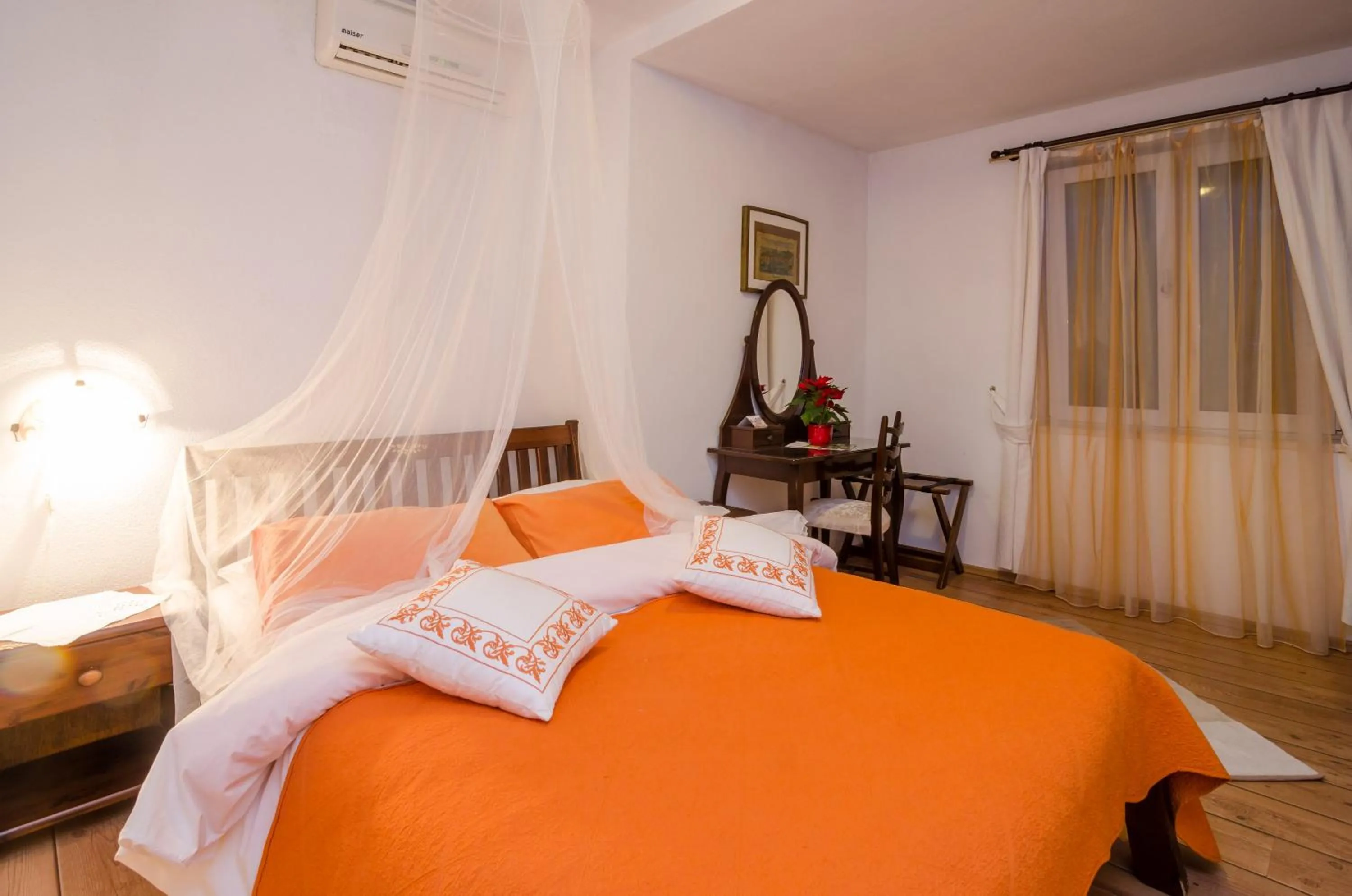 Photo of the whole room, Bed in B&B Villa Dubrovnik Garden
