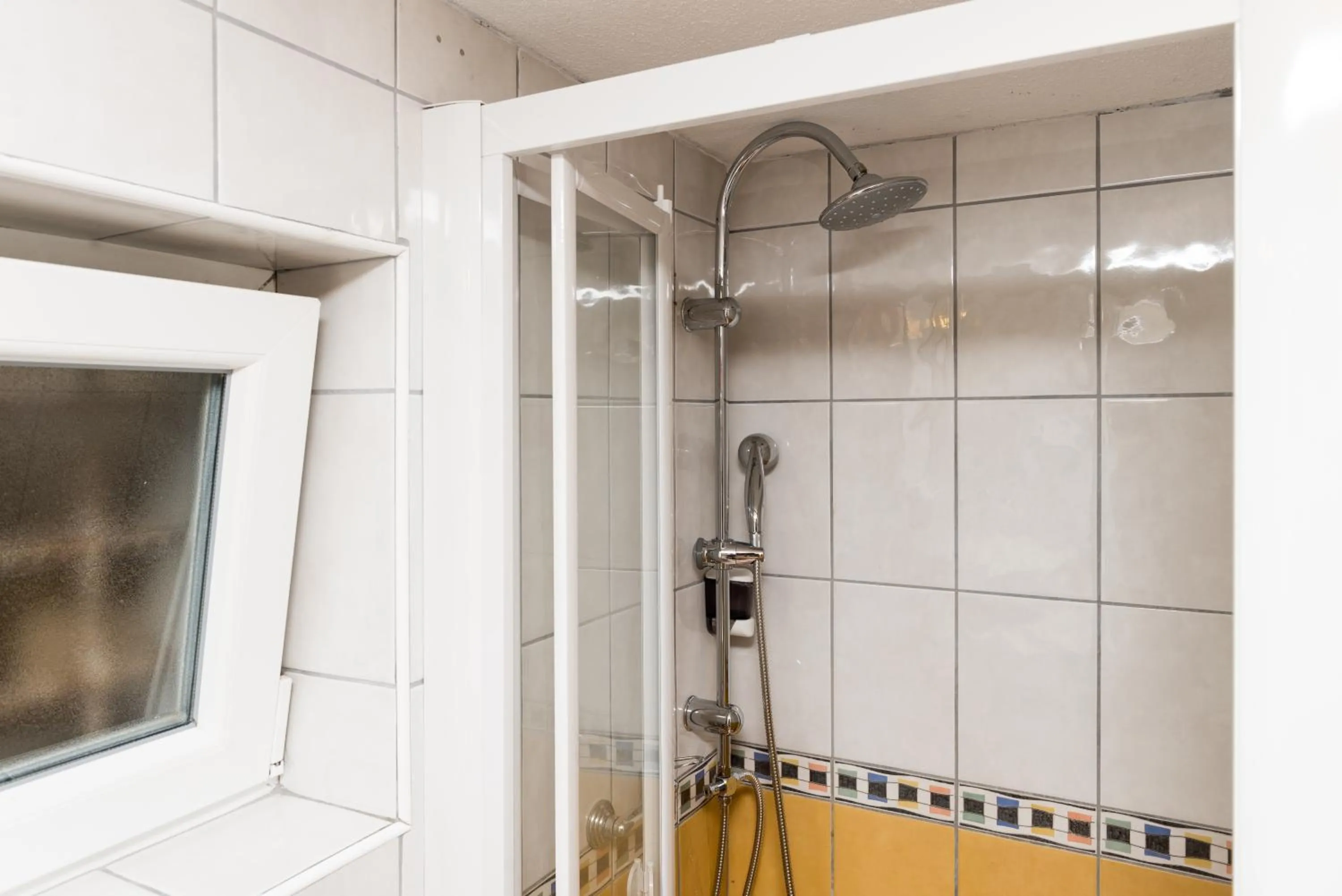 Shower in B&B Villa Dubrovnik Garden