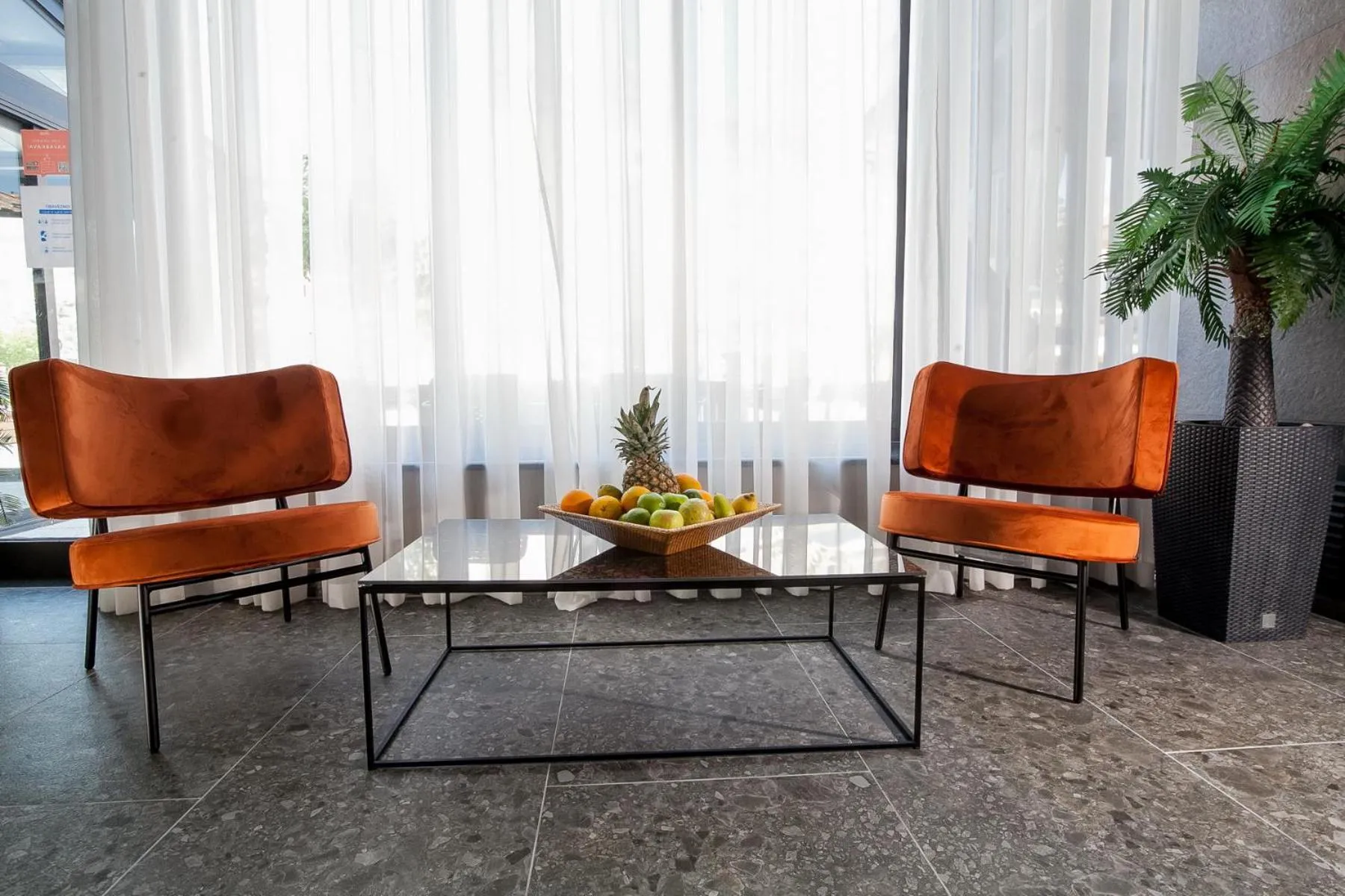 Restaurant/places to eat in Boutique Hotel Bura 45N