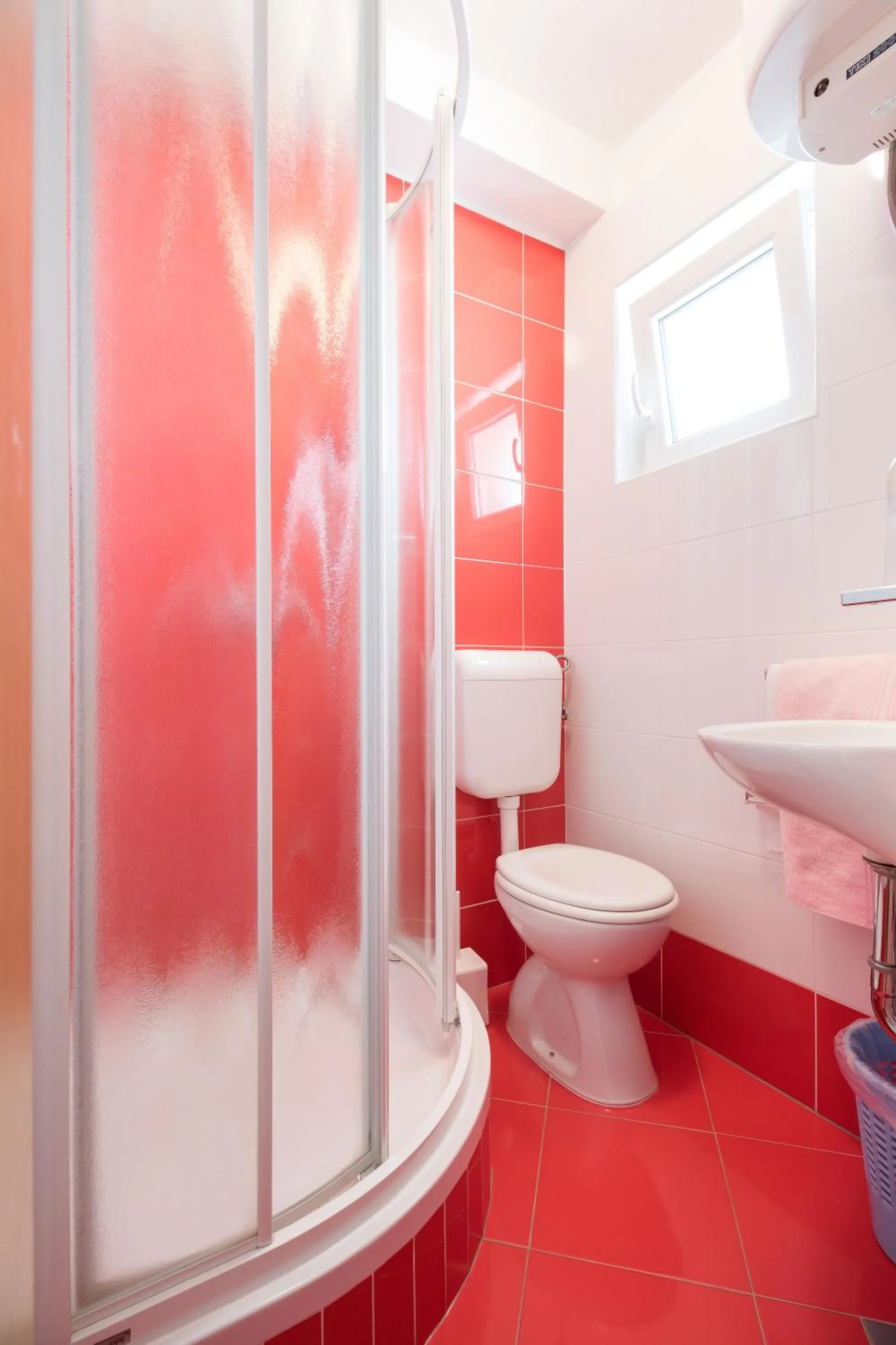 Bathroom in Pansion Lovac