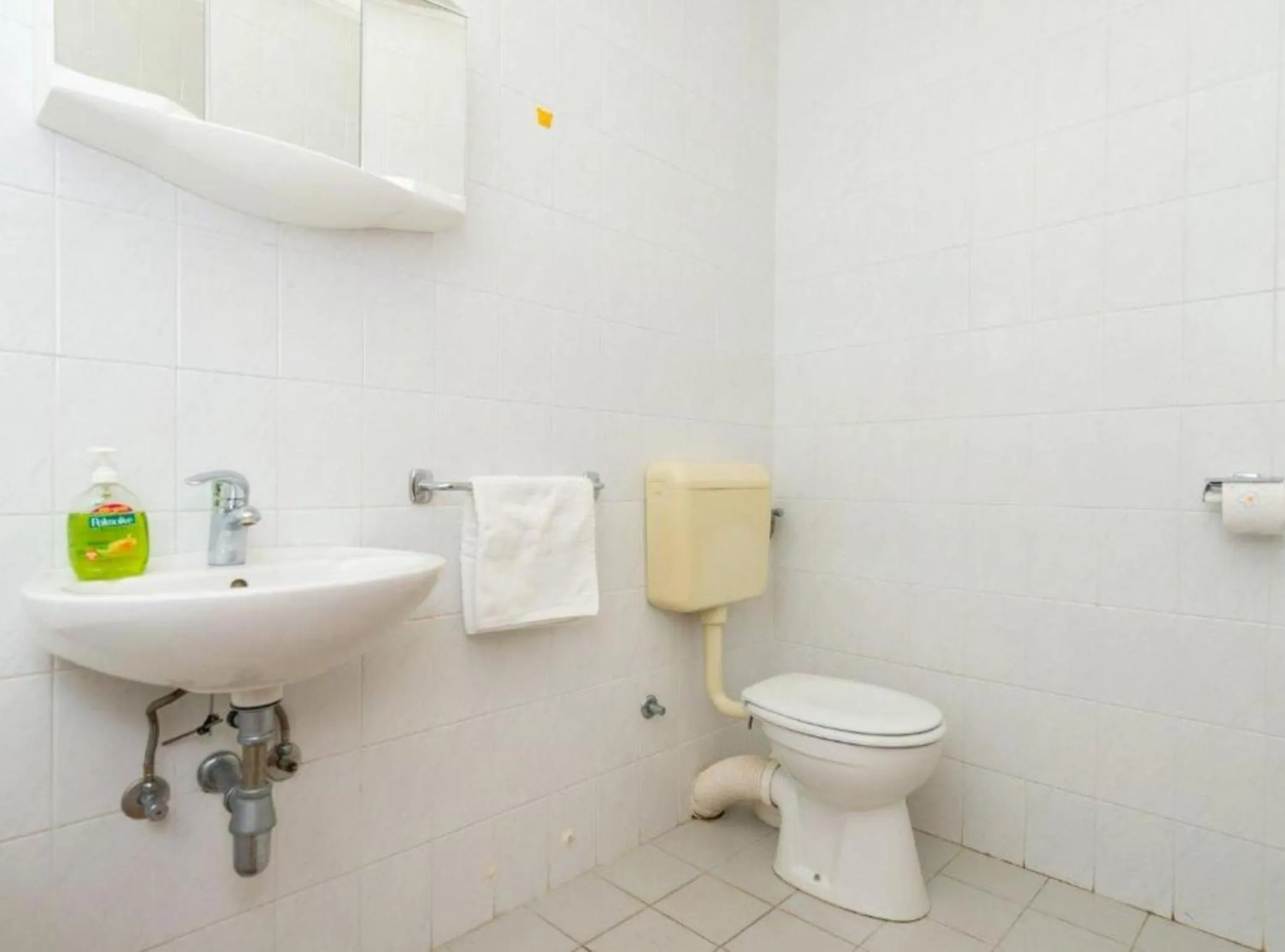 Bathroom in Villa Valjalo