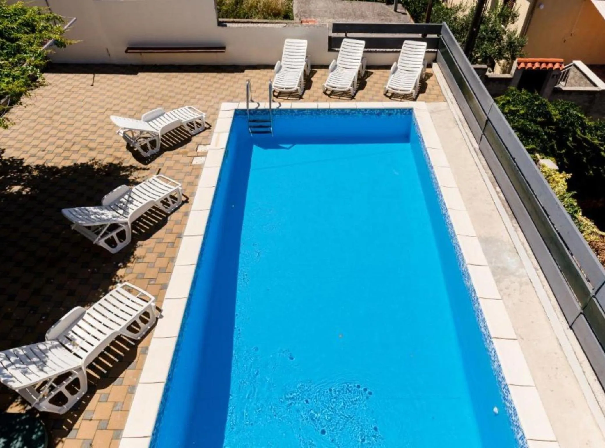 Swimming pool in Villa Valjalo