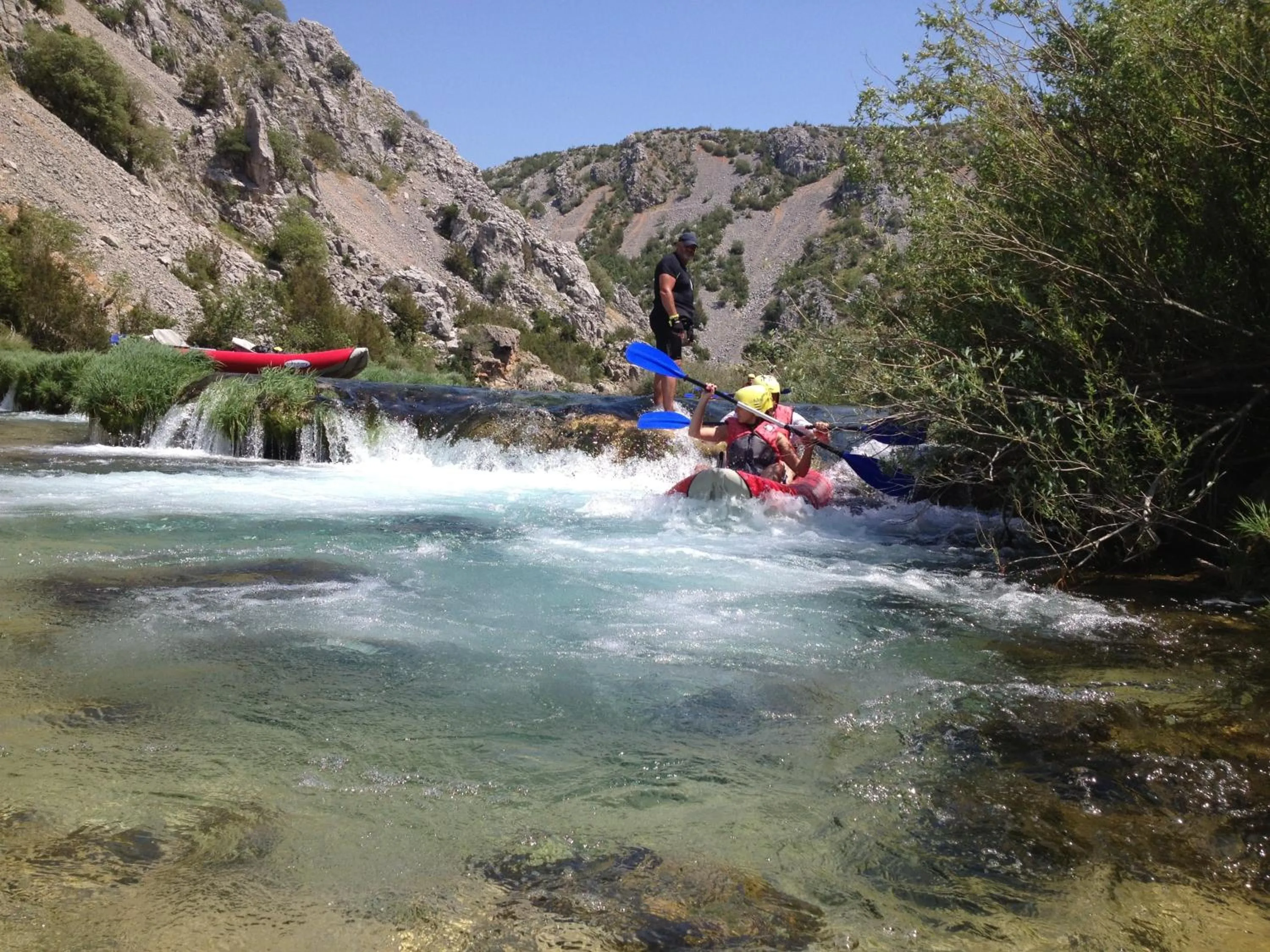 Canoeing in Micanovi Dvori Mobile Home Village Zrmanja