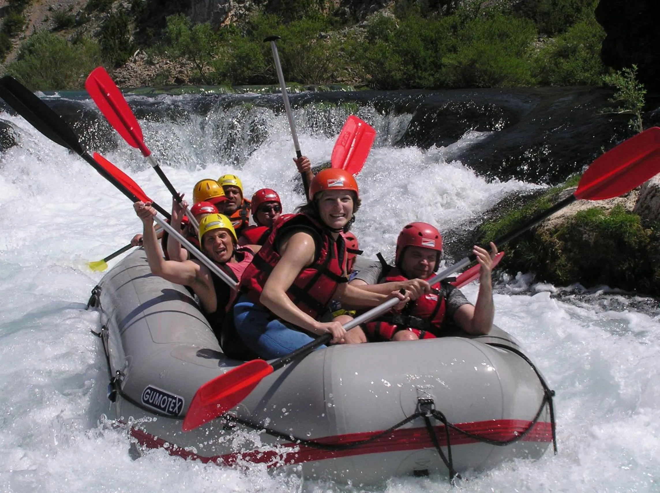 Canoeing in Micanovi Dvori Mobile Home Village Zrmanja