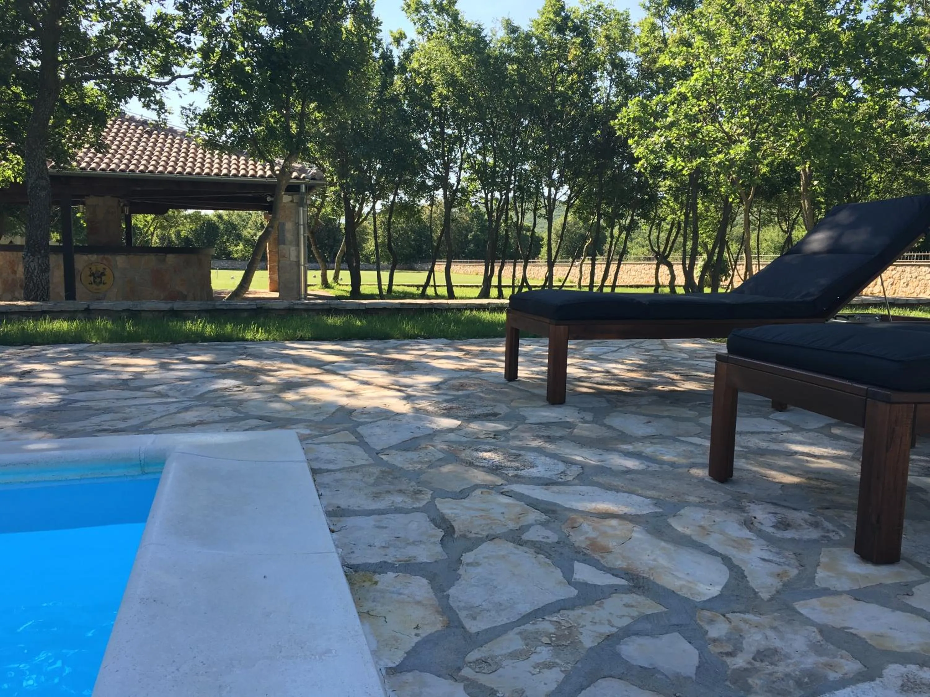 Patio in Micanovi Dvori Mobile Home Village Zrmanja