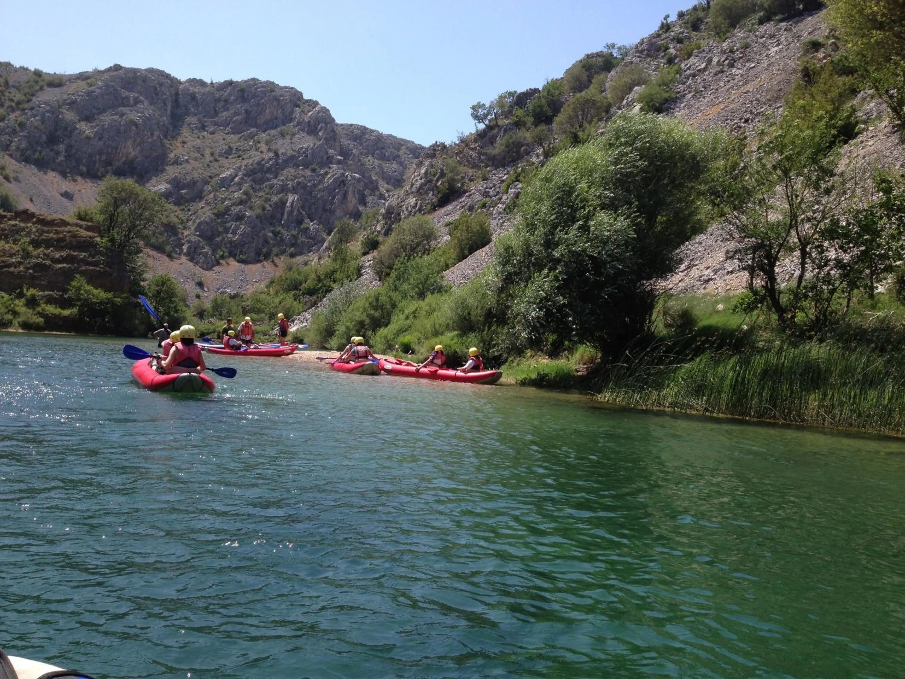 Canoeing in Micanovi Dvori Mobile Home Village Zrmanja