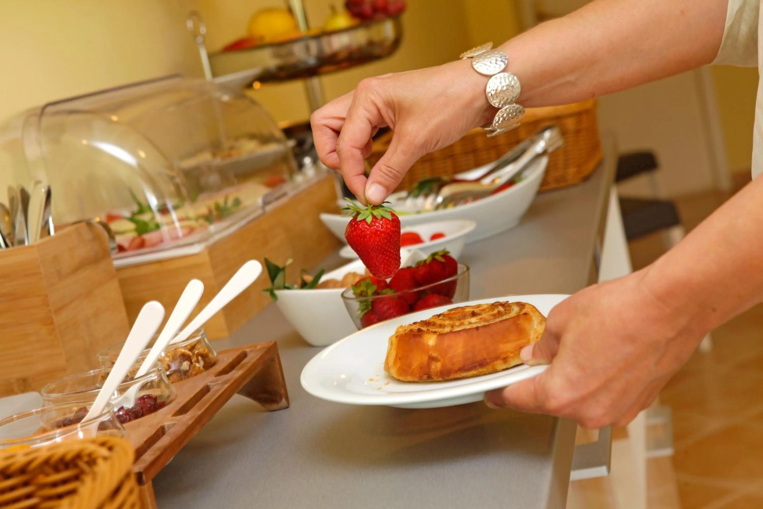 Buffet breakfast in Boutique Hotel Villa Telenta