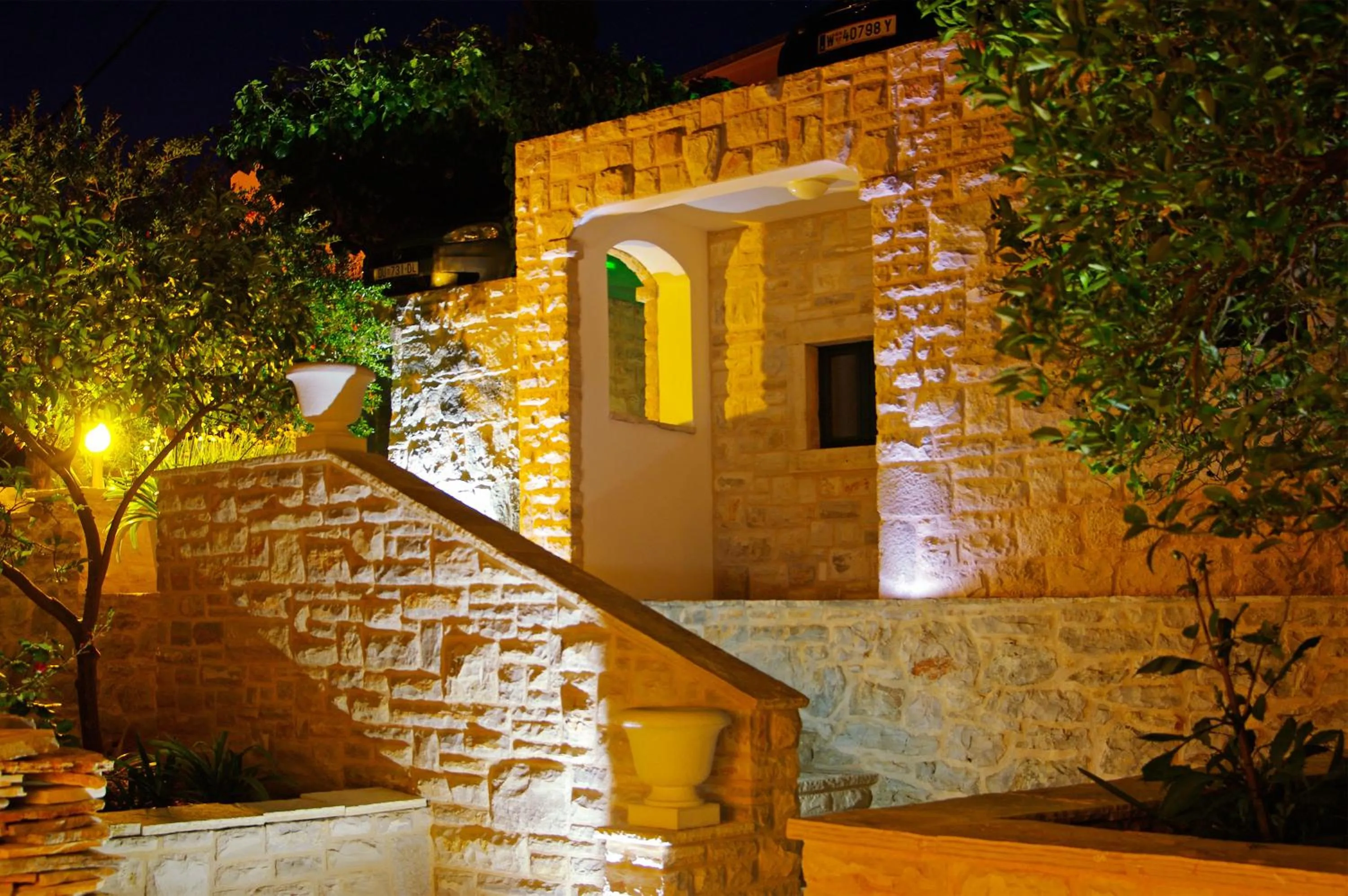 Facade/entrance in Boutique Hotel Villa Telenta