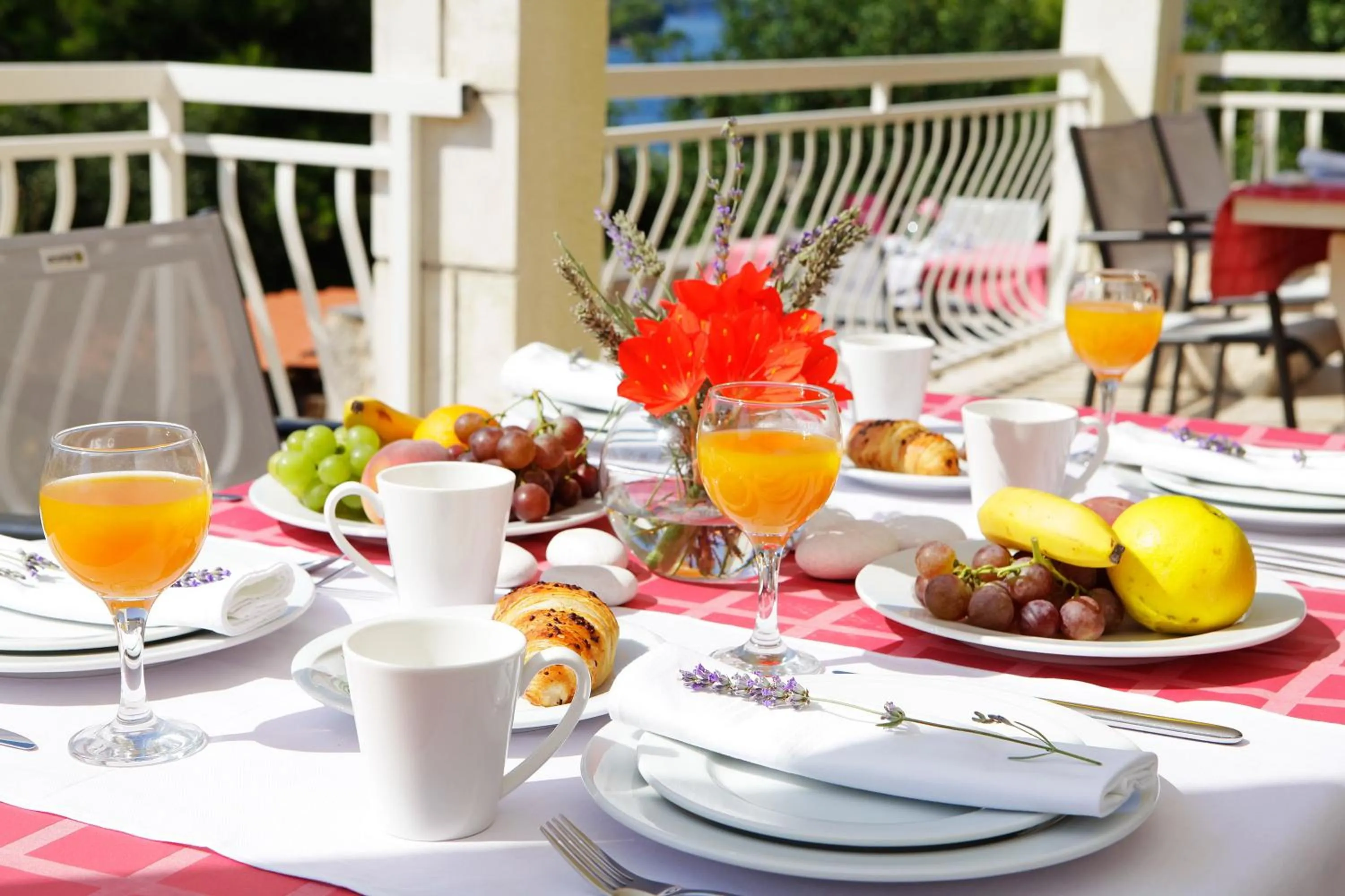 Restaurant/places to eat in Boutique Hotel Villa Telenta