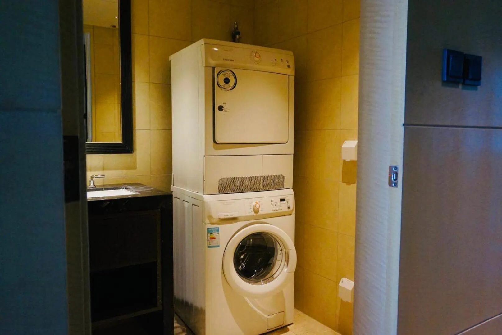 washing machine in The Sandalwood Beijing Marriott Executive Apartments