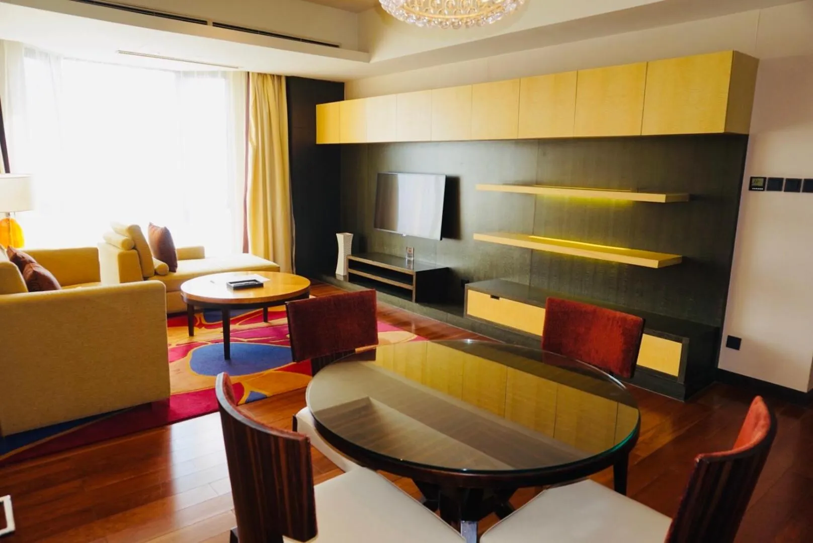 Living room in The Sandalwood Beijing Marriott Executive Apartments