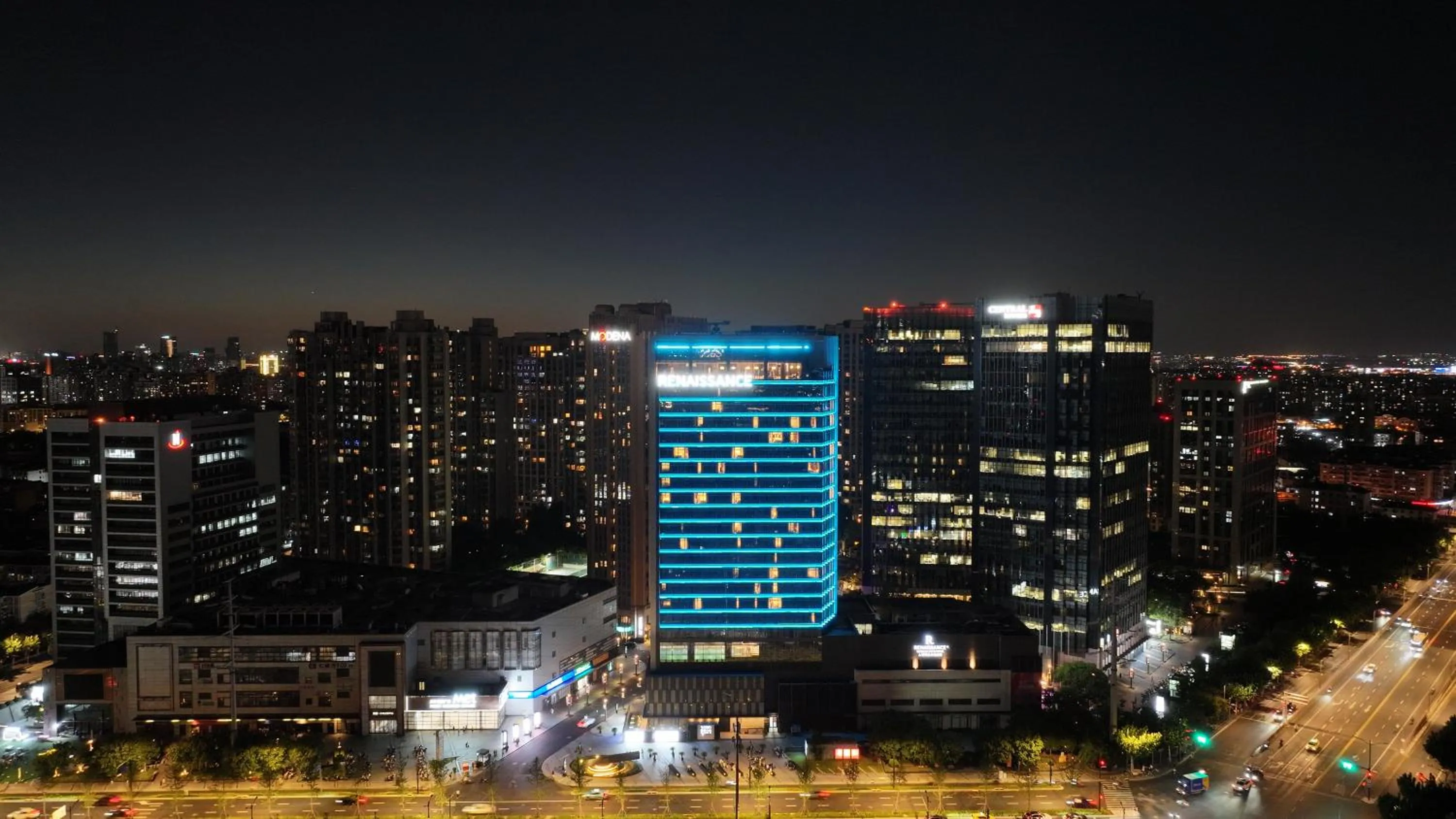 Property building in Renaissance Shanghai Putuo Hotel