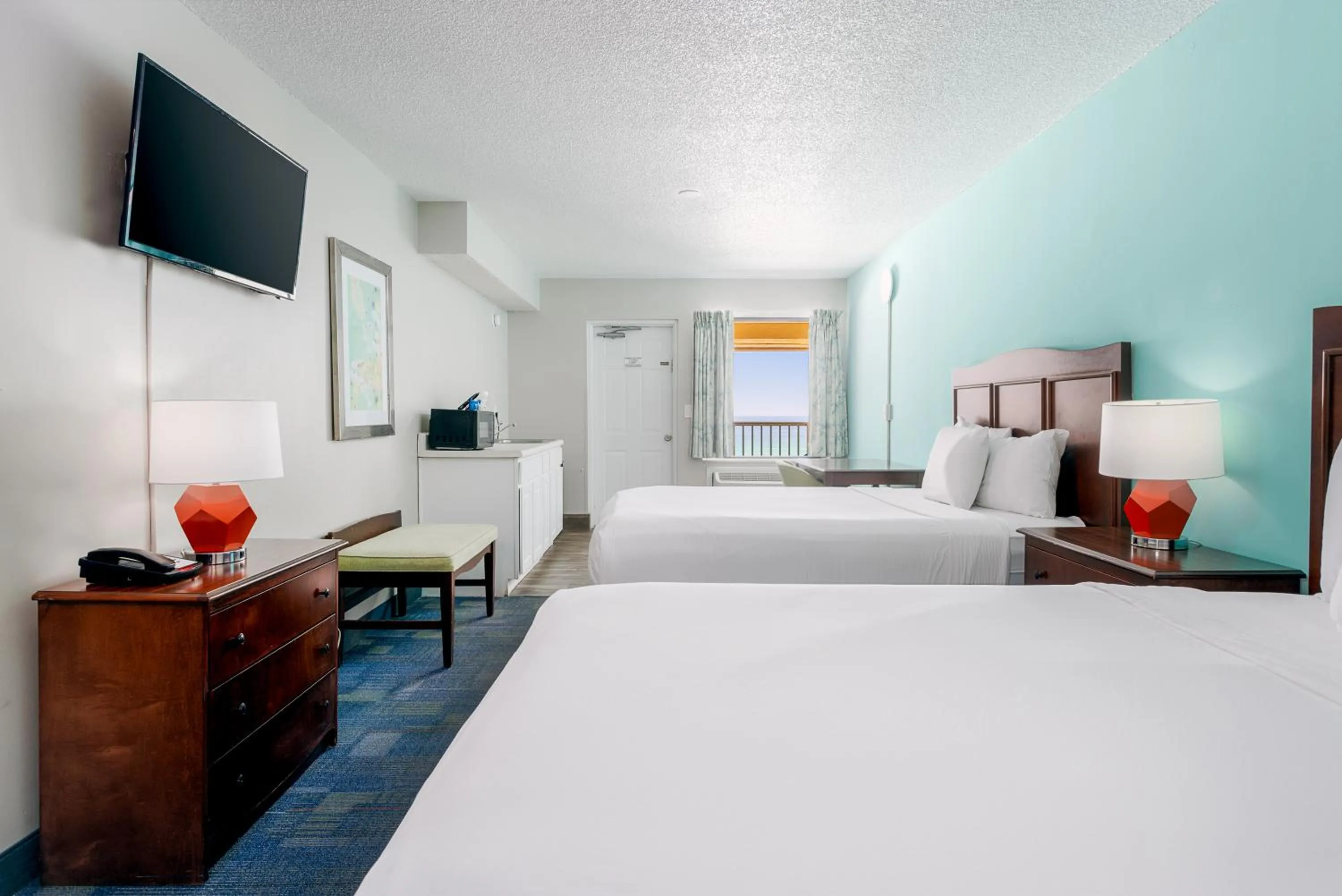 Bed in Bikini Beach Resort