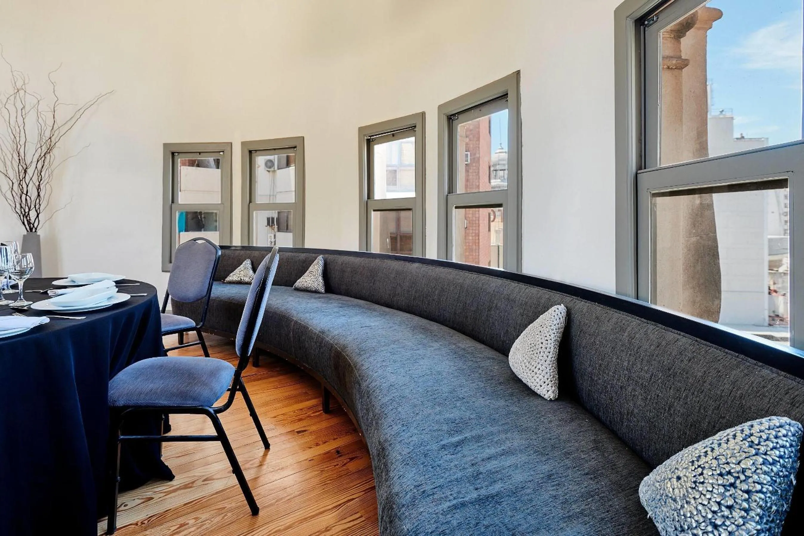 Restaurant/places to eat in Esplendor by Wyndham Savoy Rosario