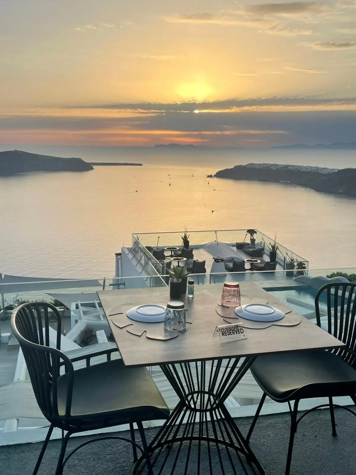 Restaurant/places to eat in Kasimatis by La Perla - Adults Only