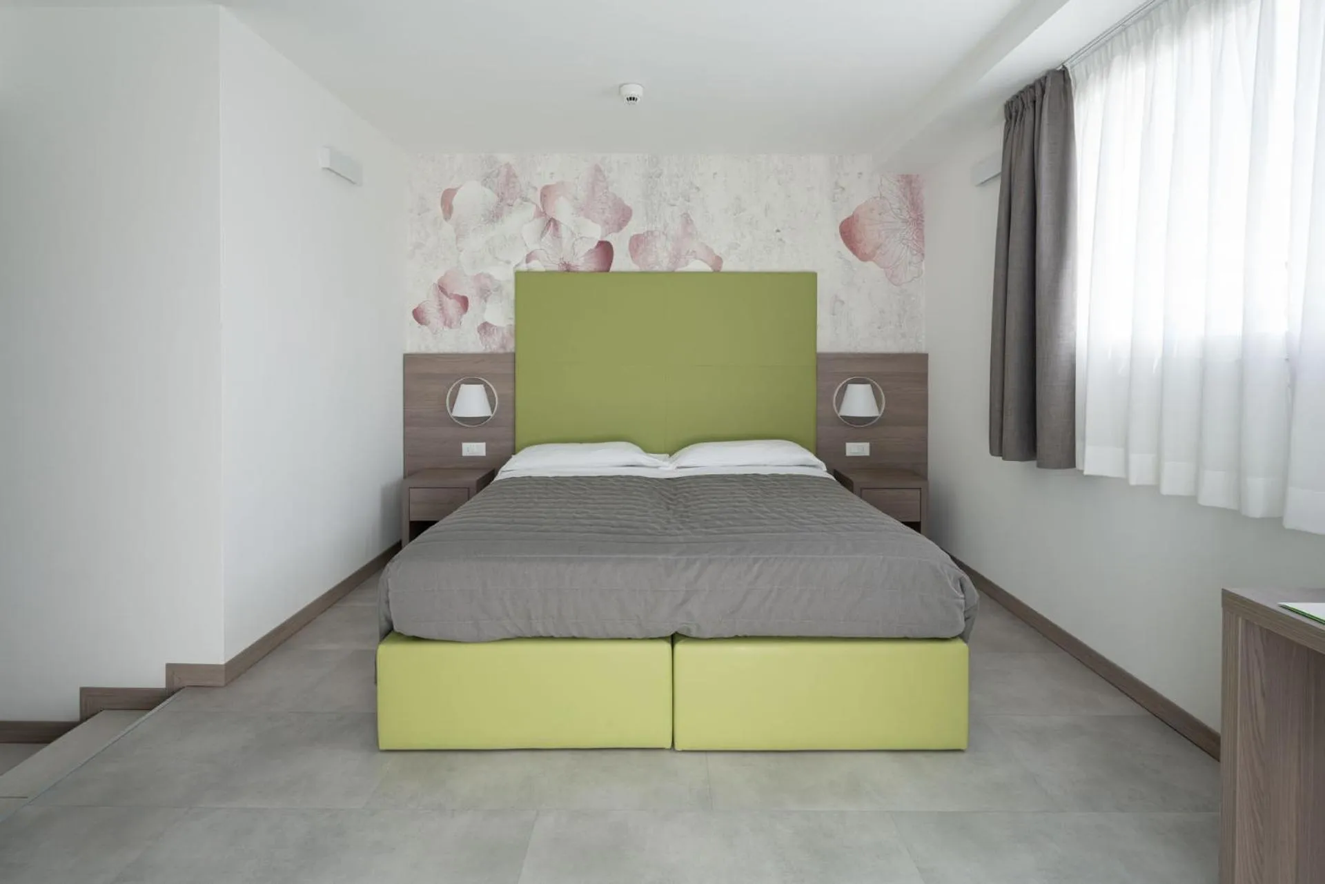 Photo of the whole room, Bed in Hotel Iris Jesolo