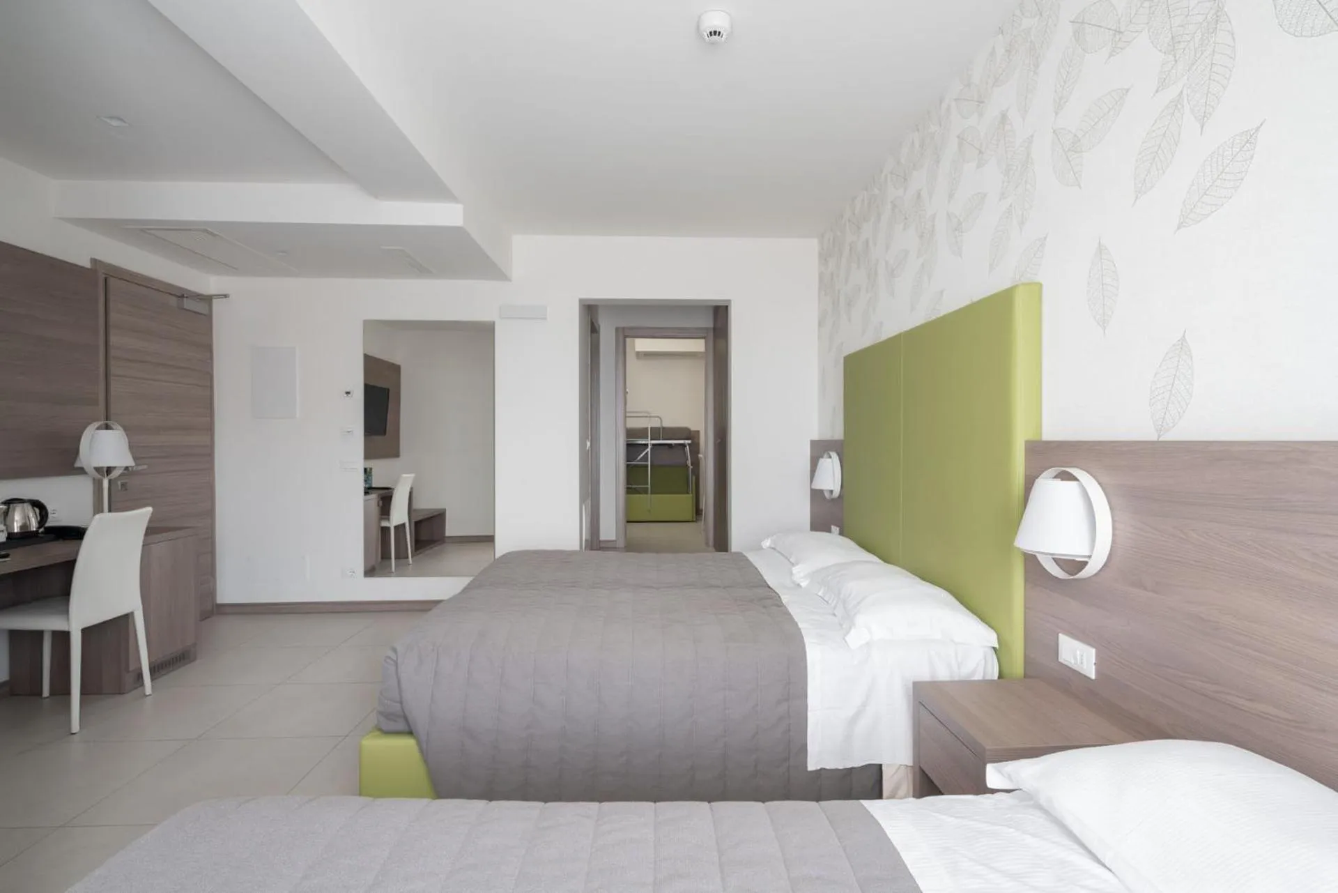 Photo of the whole room, Bed in Hotel Iris Jesolo