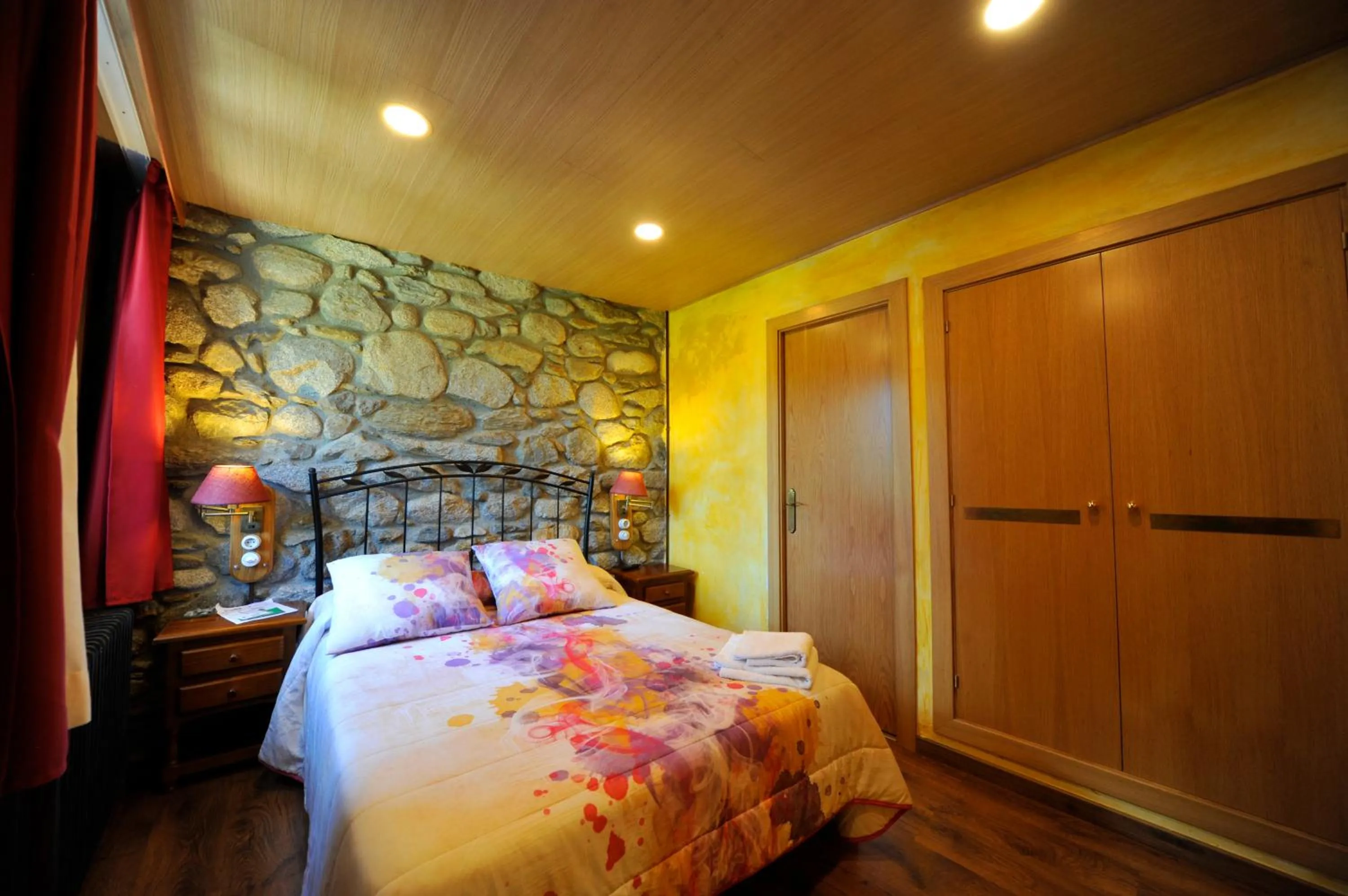 Bed in Hotel Vall d´Aneu