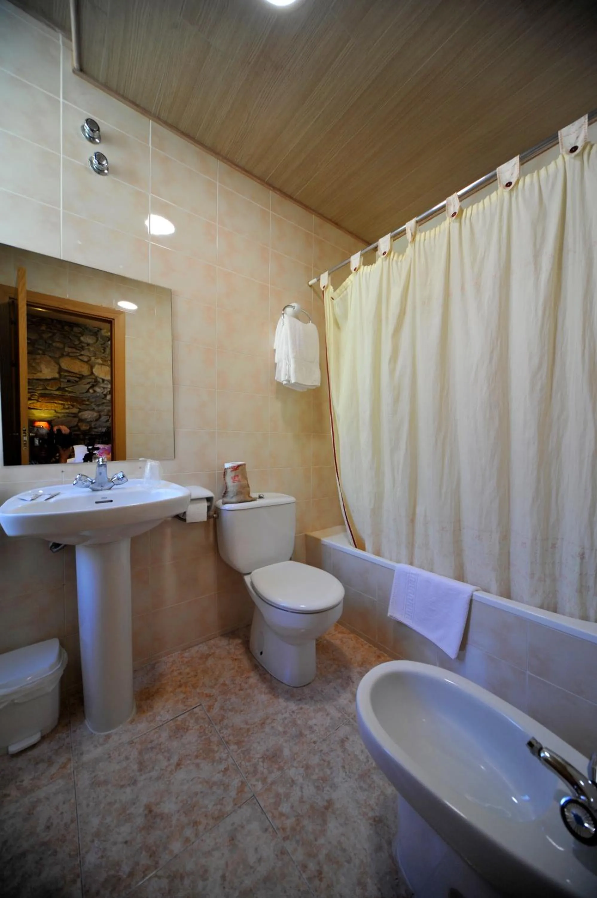Bathroom in Hotel Vall d´Aneu
