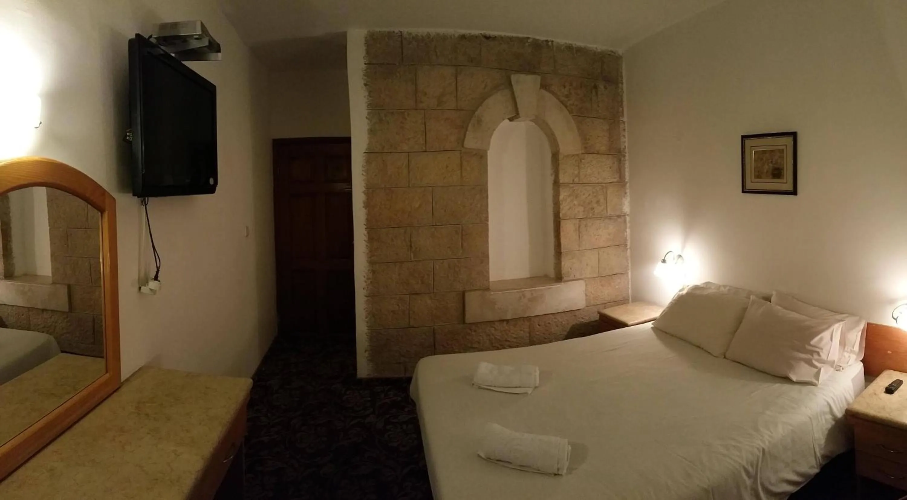 Bedroom in Zion Hotel