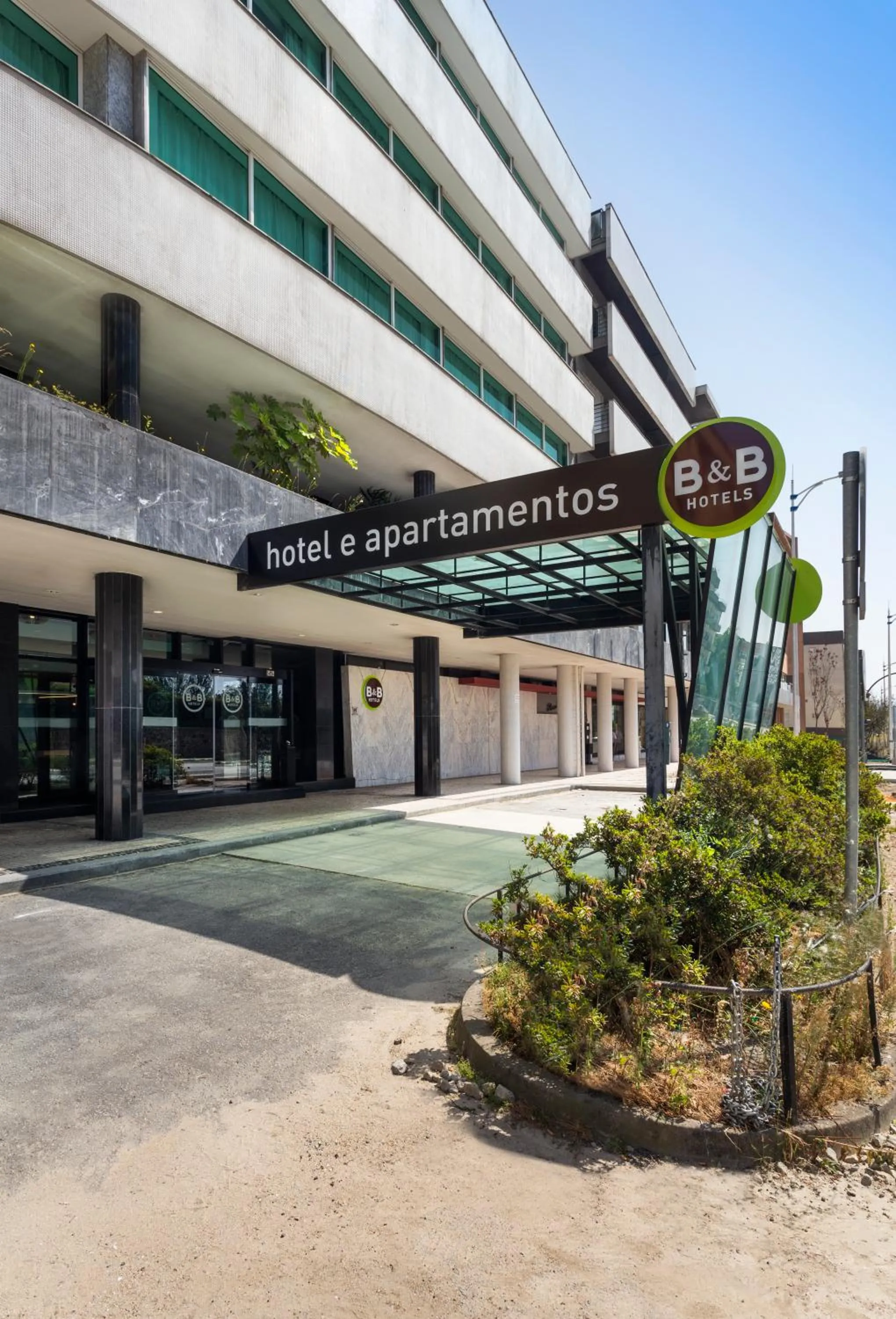Property building in B&B HOTEL e Apartamentos Felgueiras