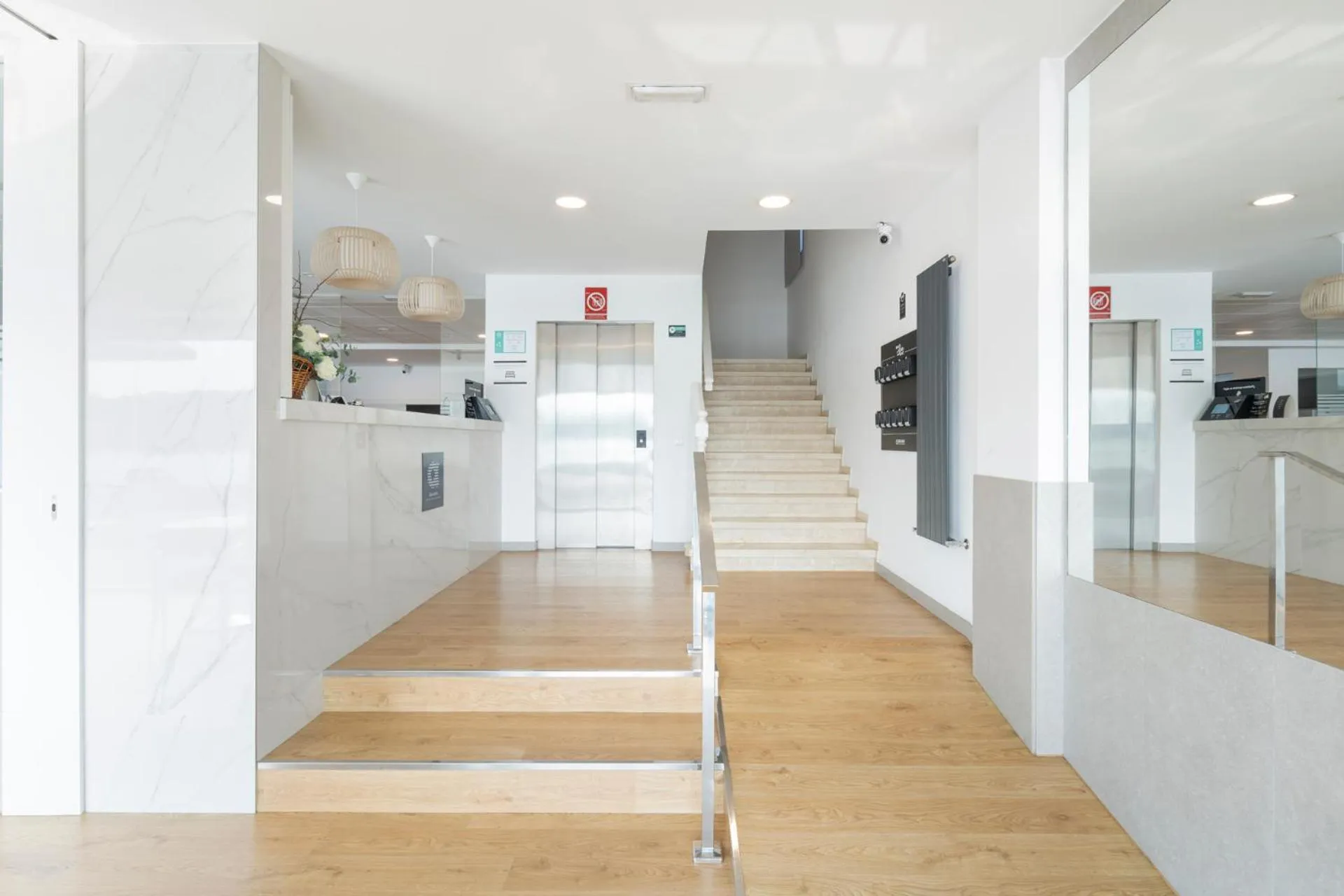 Lobby or reception in Hotel Alda Vía Norte