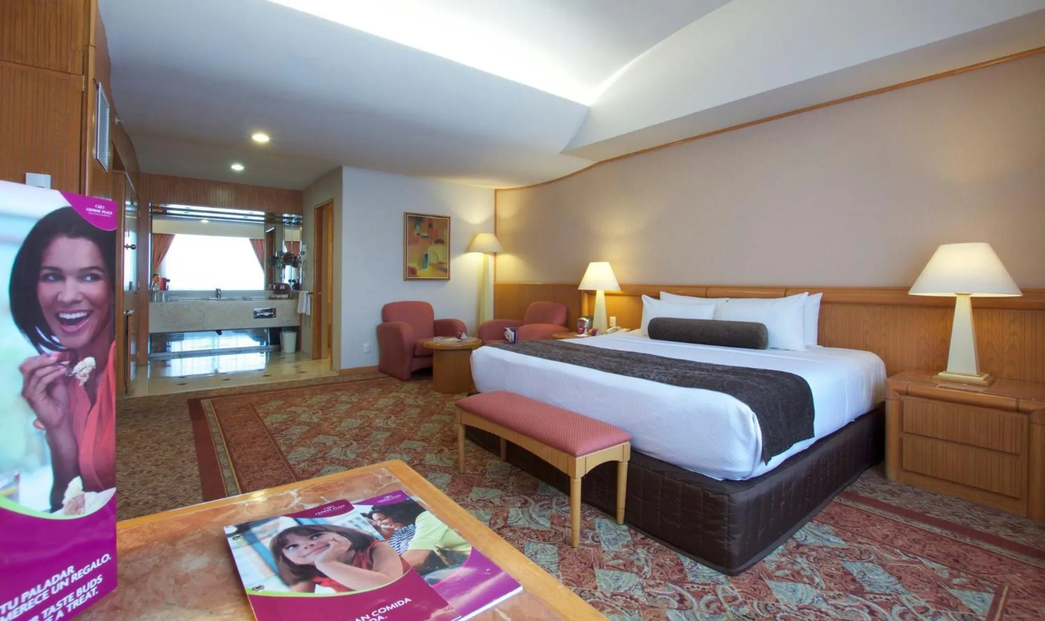 Photo of the whole room, Bed in Crowne Plaza Hotel Mexico City North-Tlalnepantla, an IHG Hotel