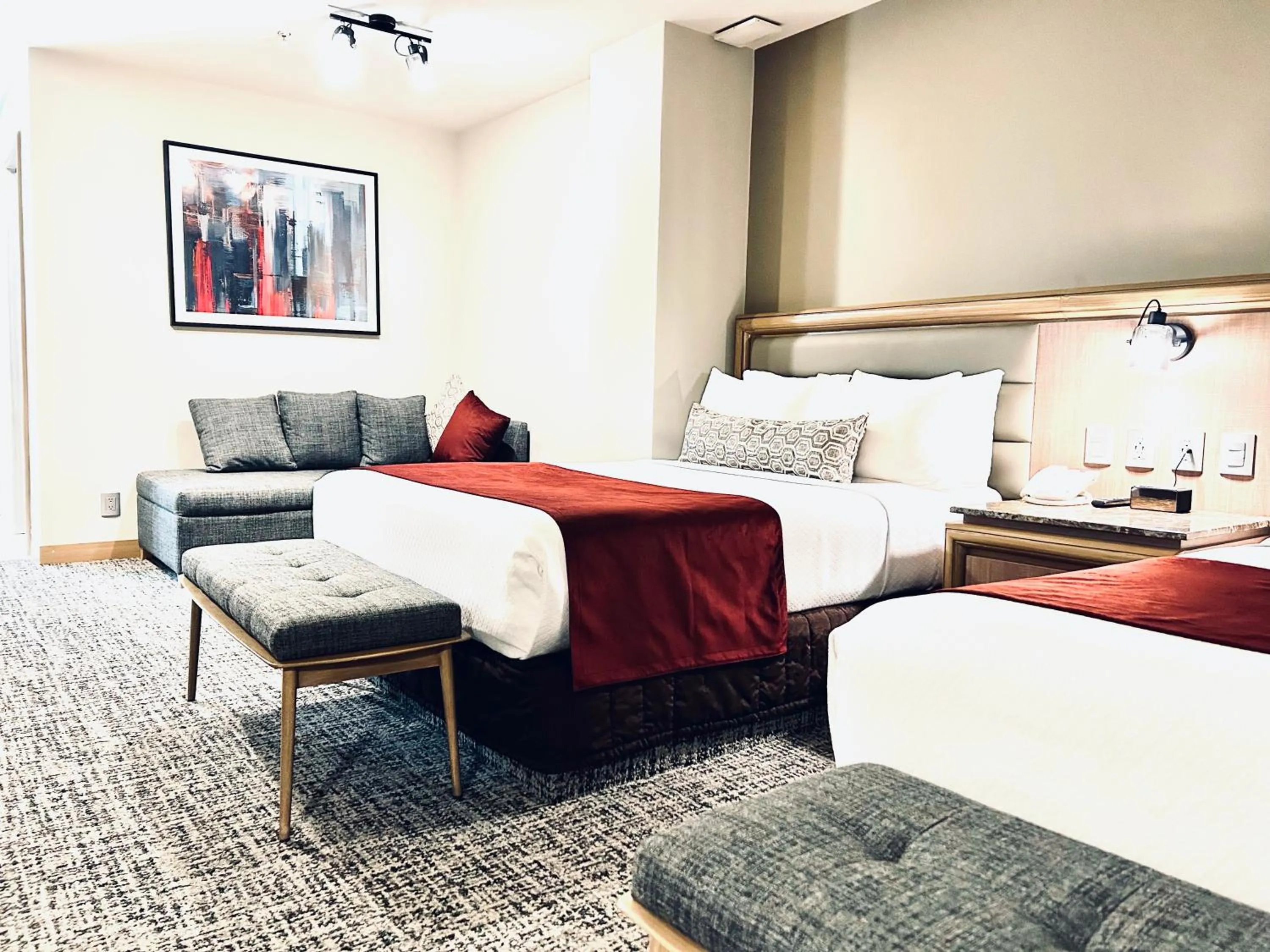 Photo of the whole room, Bed in Crowne Plaza Hotel Mexico City North-Tlalnepantla, an IHG Hotel