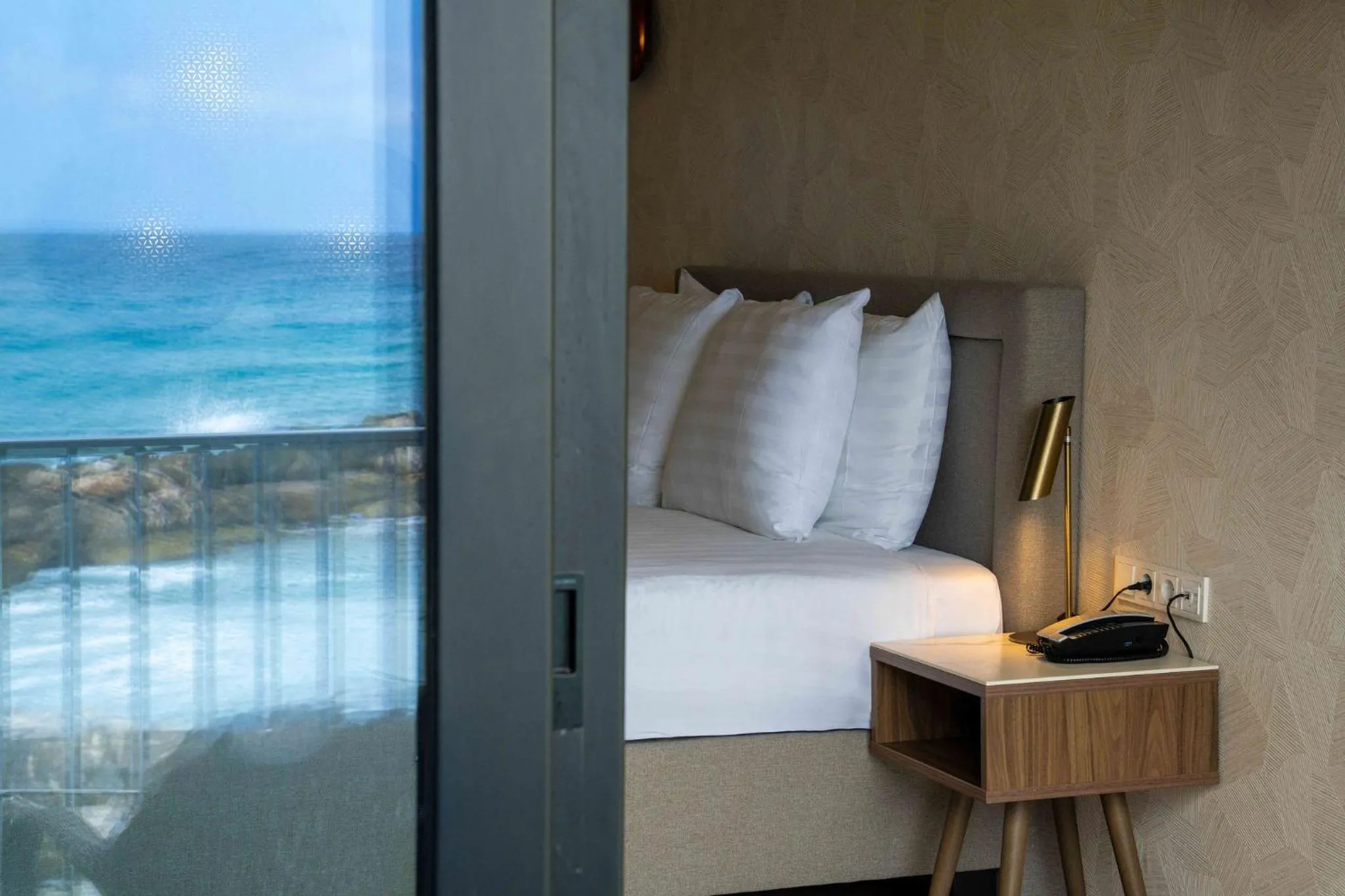 Bed in Curacao Avila Beach Hotel