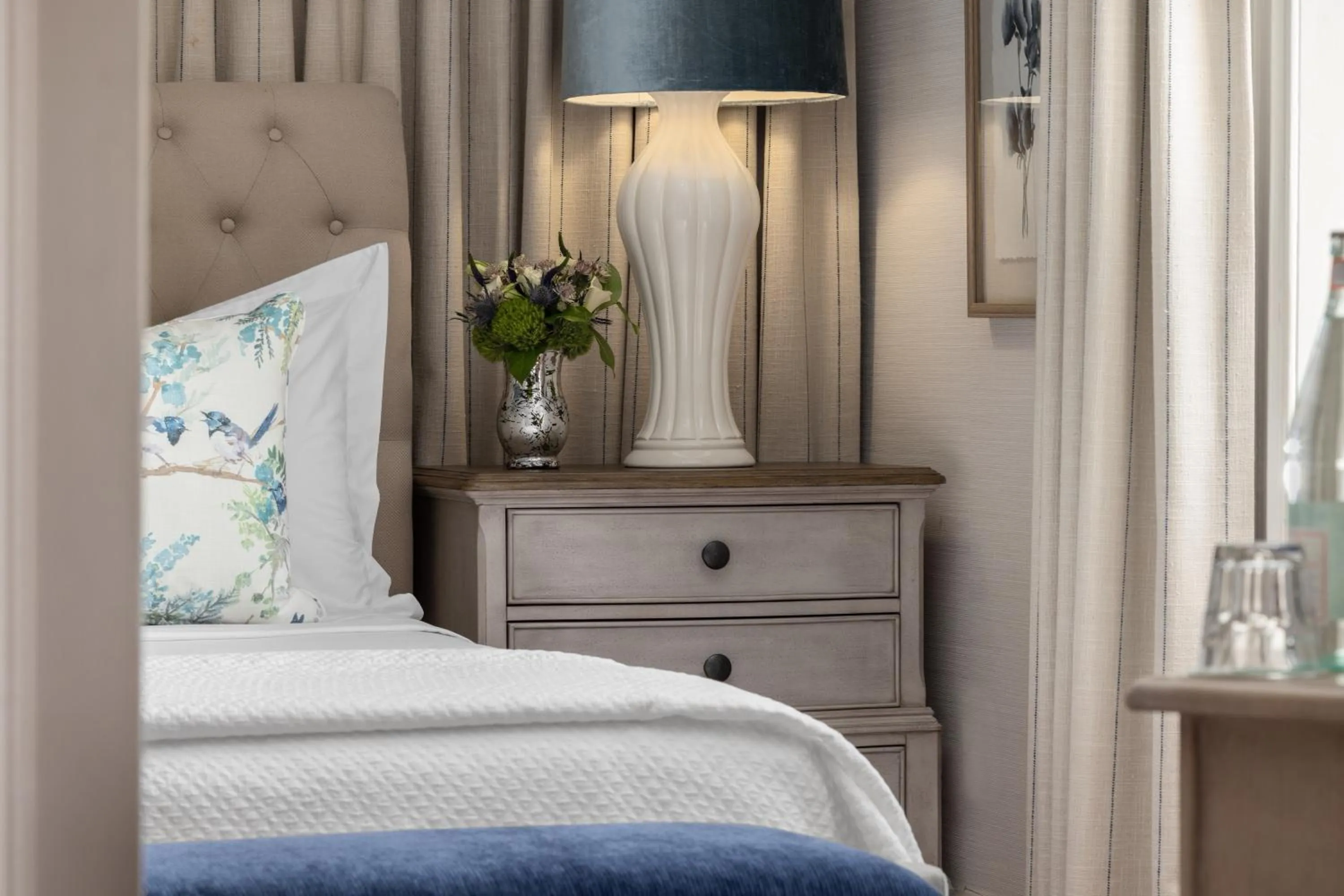 Bed in Hamilton Turner Inn