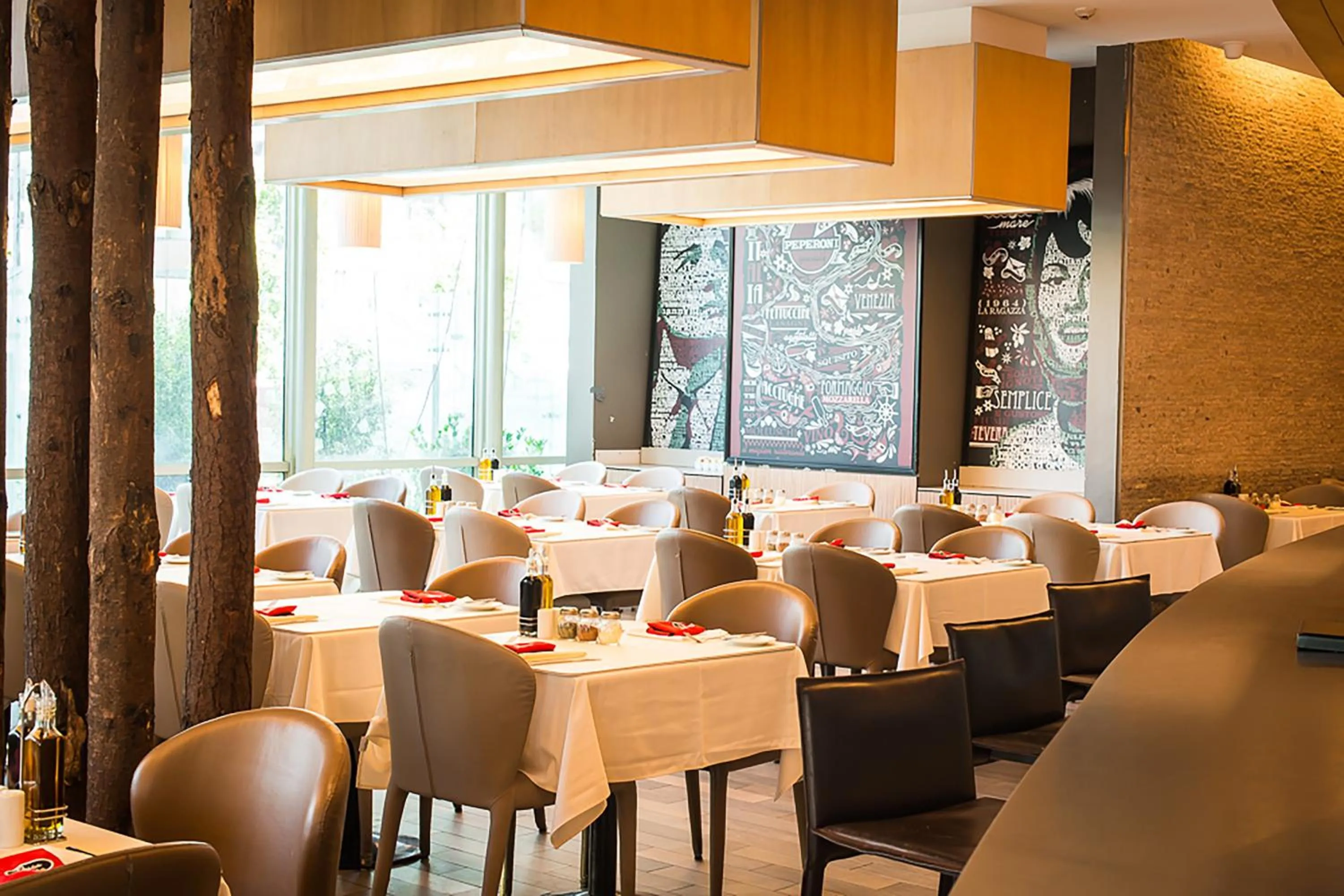 Restaurant/places to eat in InterContinental Santiago by IHG