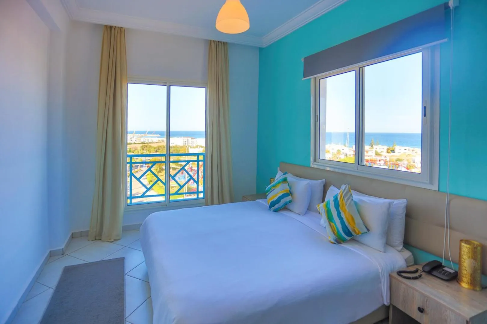 Bed in L'escale Appart-hôtel By 7AV HOTELS