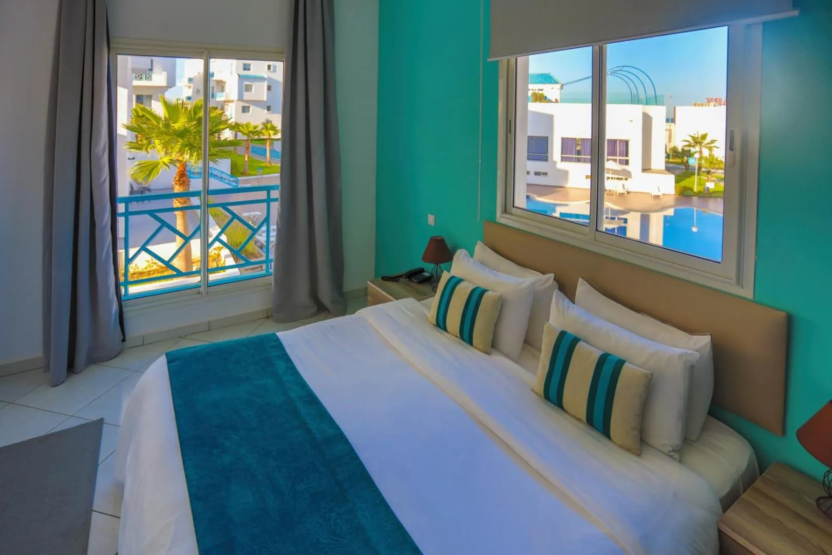 Bed in L'escale Appart-hôtel By 7AV HOTELS