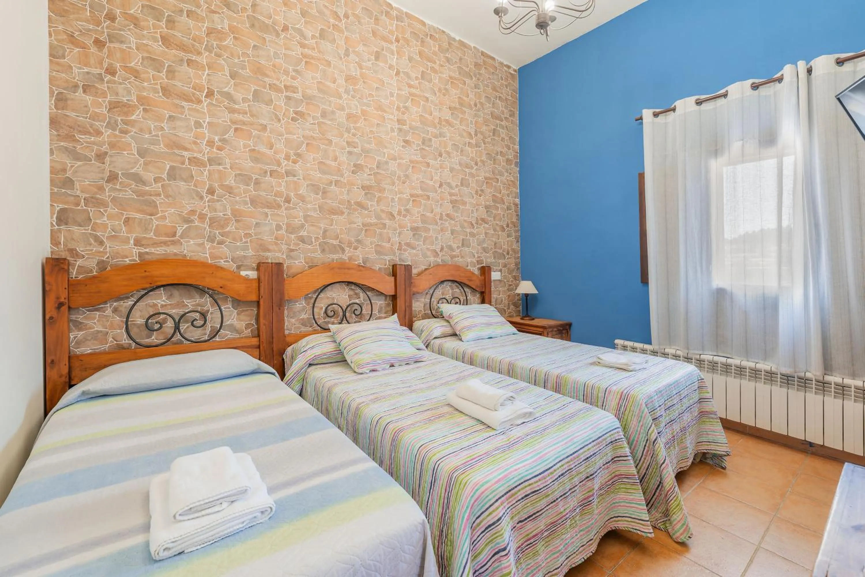 Bed in Hostal el molino