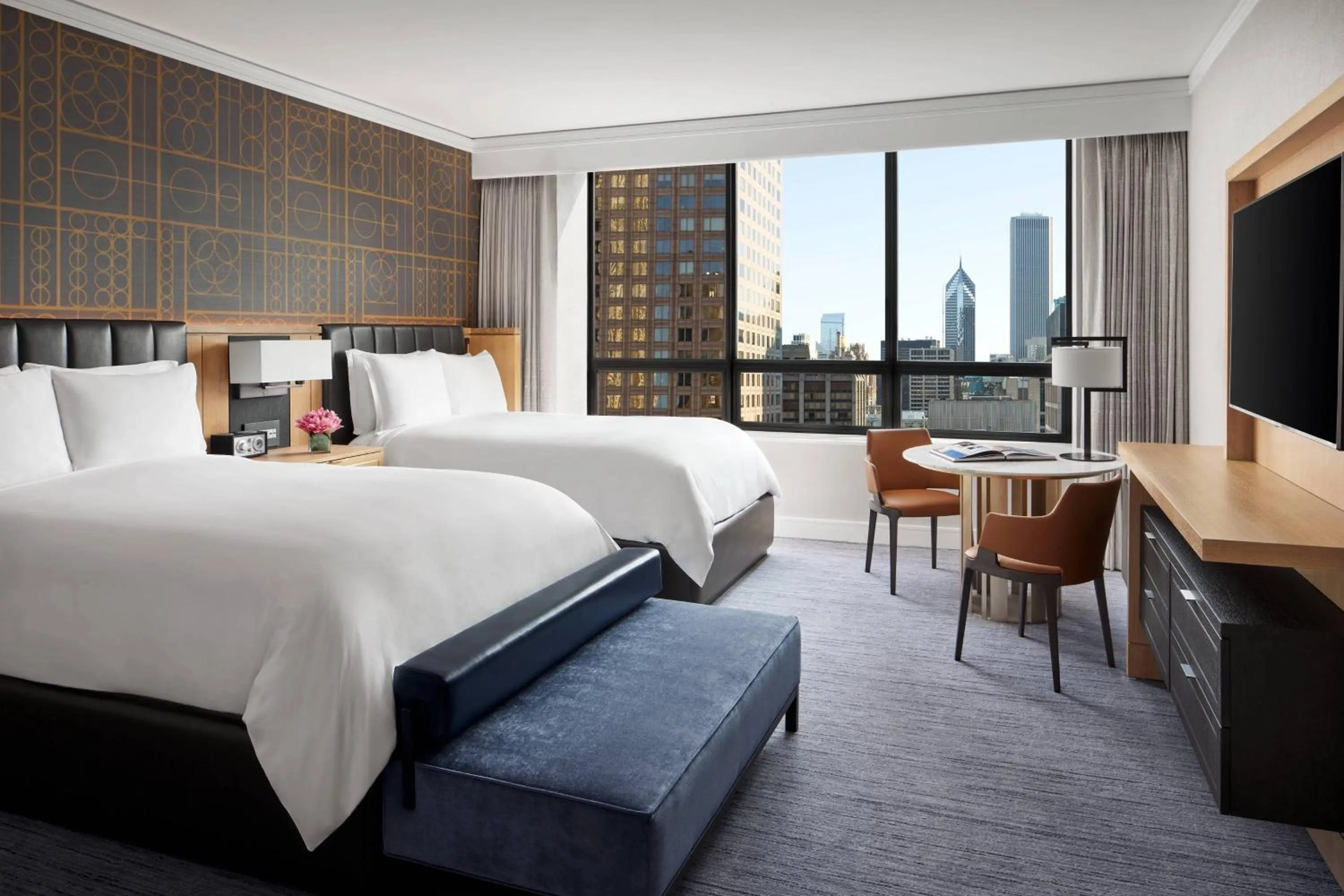 Bedroom, Bed in The Ritz-Carlton, Chicago
