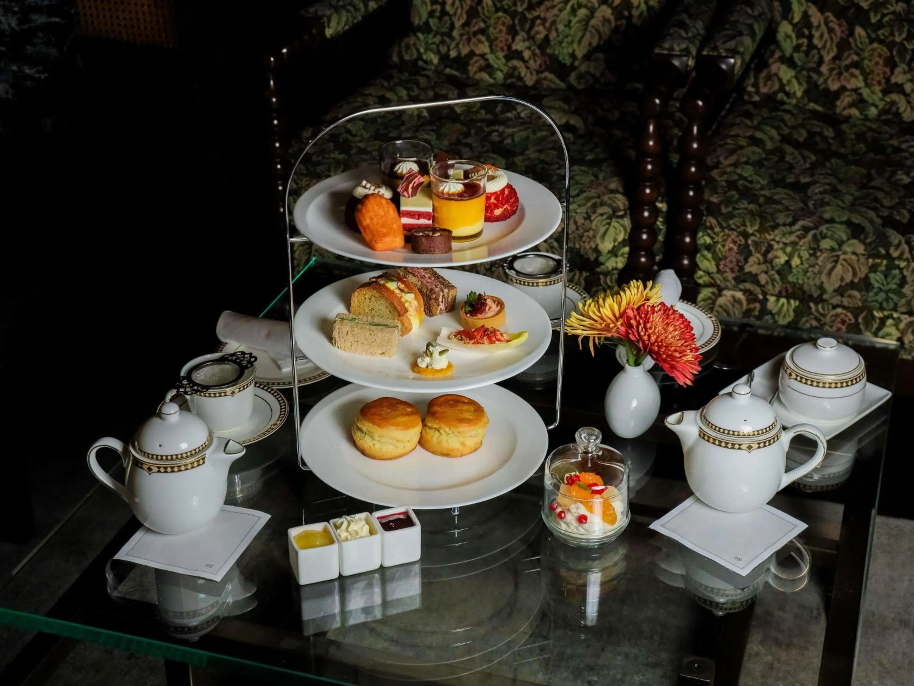 Restaurant/places to eat in Fairmont Olympic Hotel