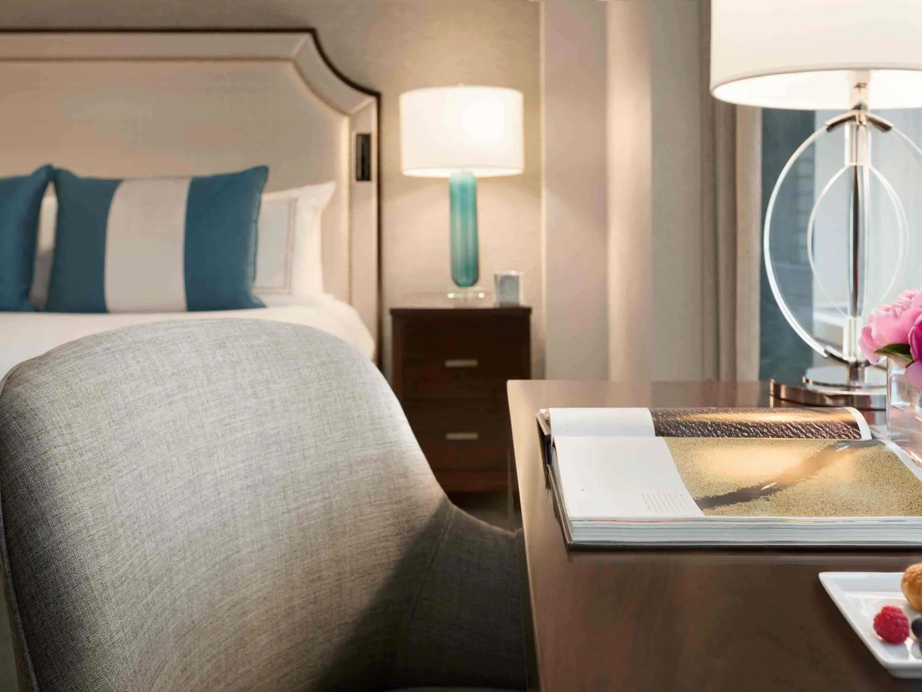 Bedroom, Bed in Fairmont Olympic Hotel