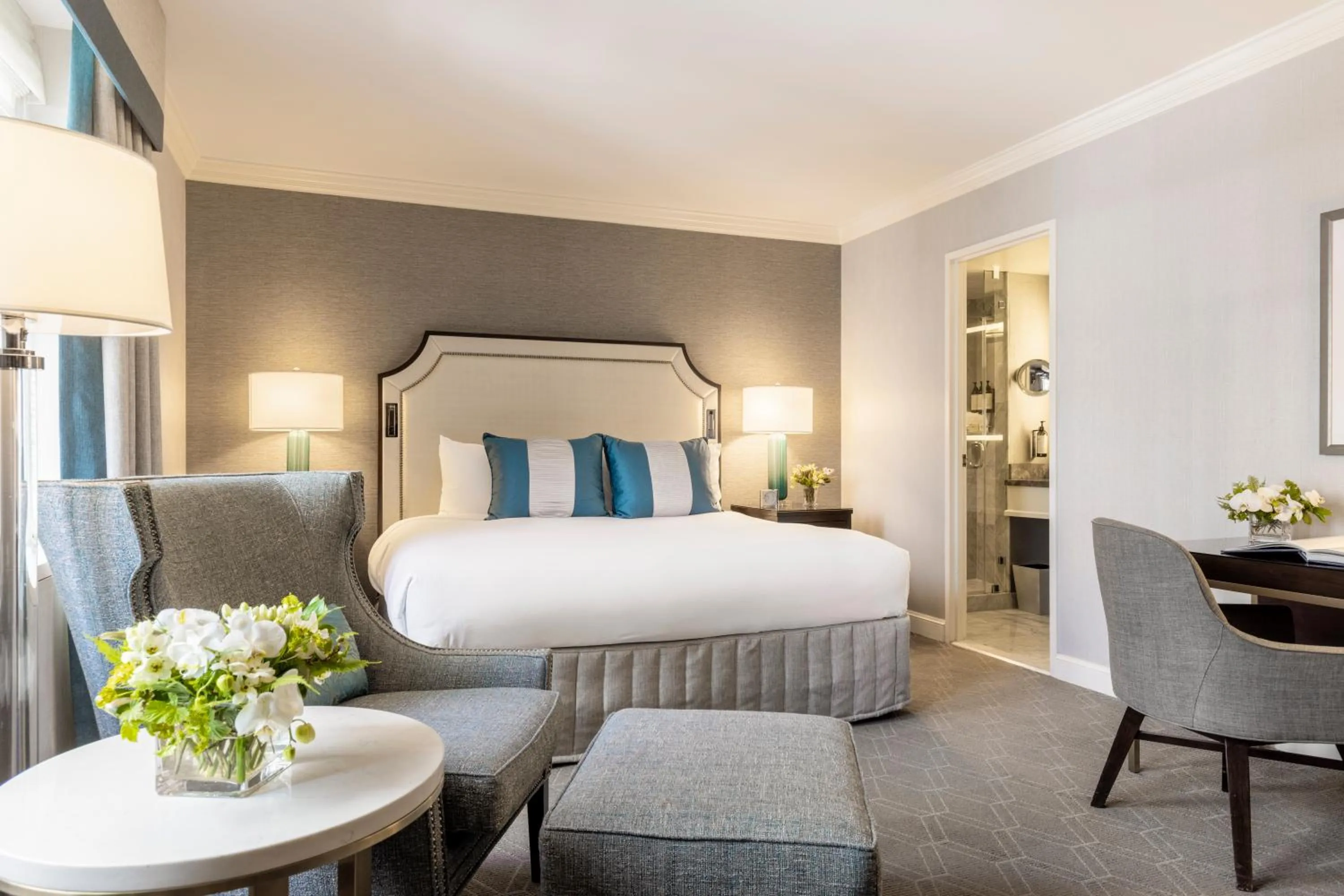 Bed in Fairmont Olympic Hotel