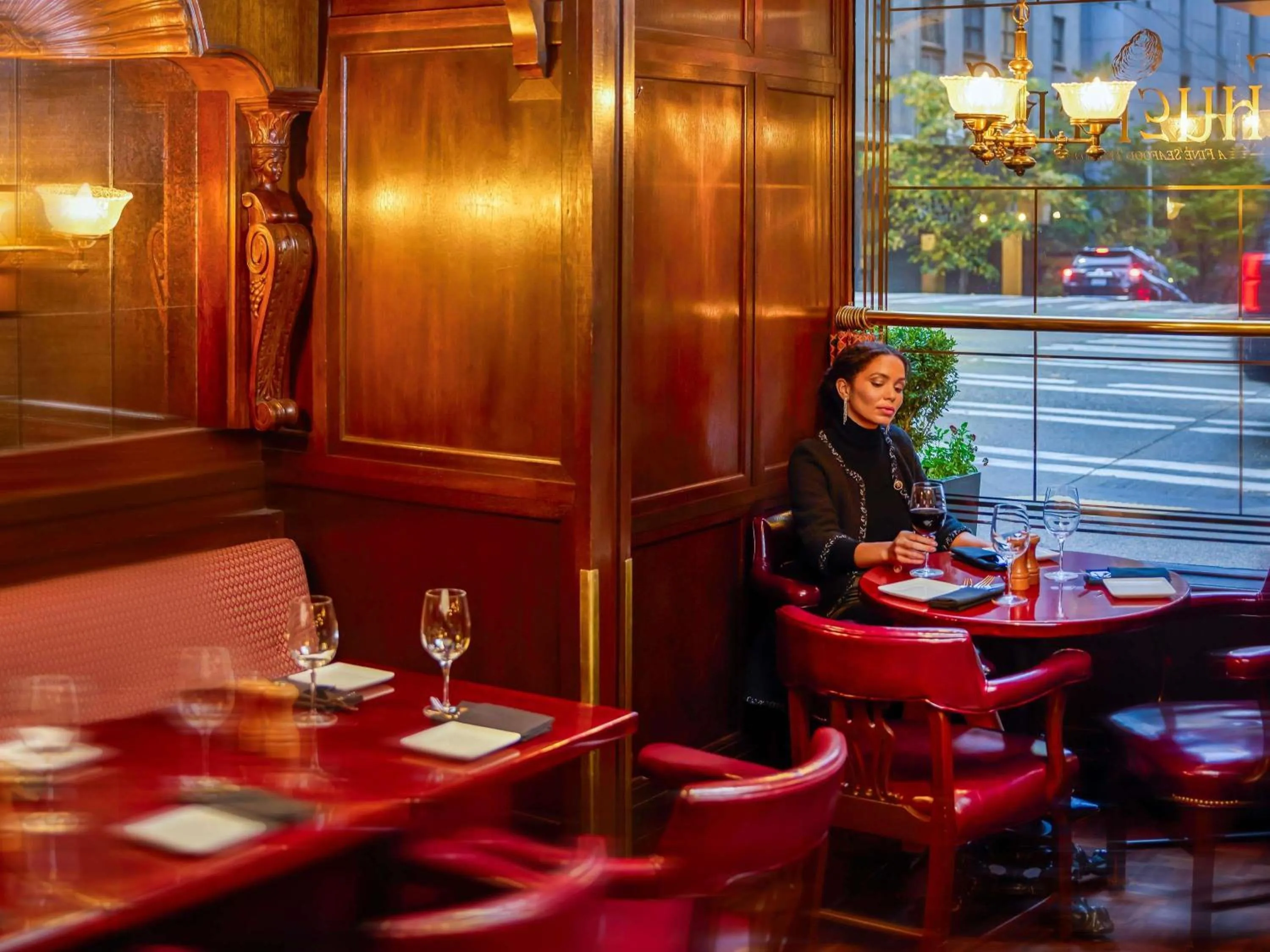 Restaurant/places to eat in Fairmont Olympic Hotel