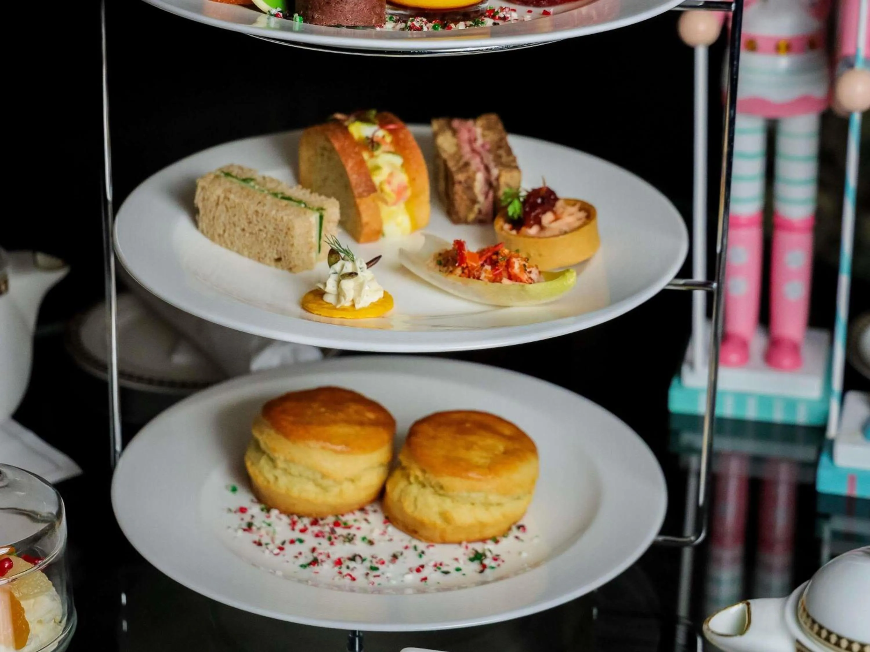 Restaurant/places to eat in Fairmont Olympic Hotel