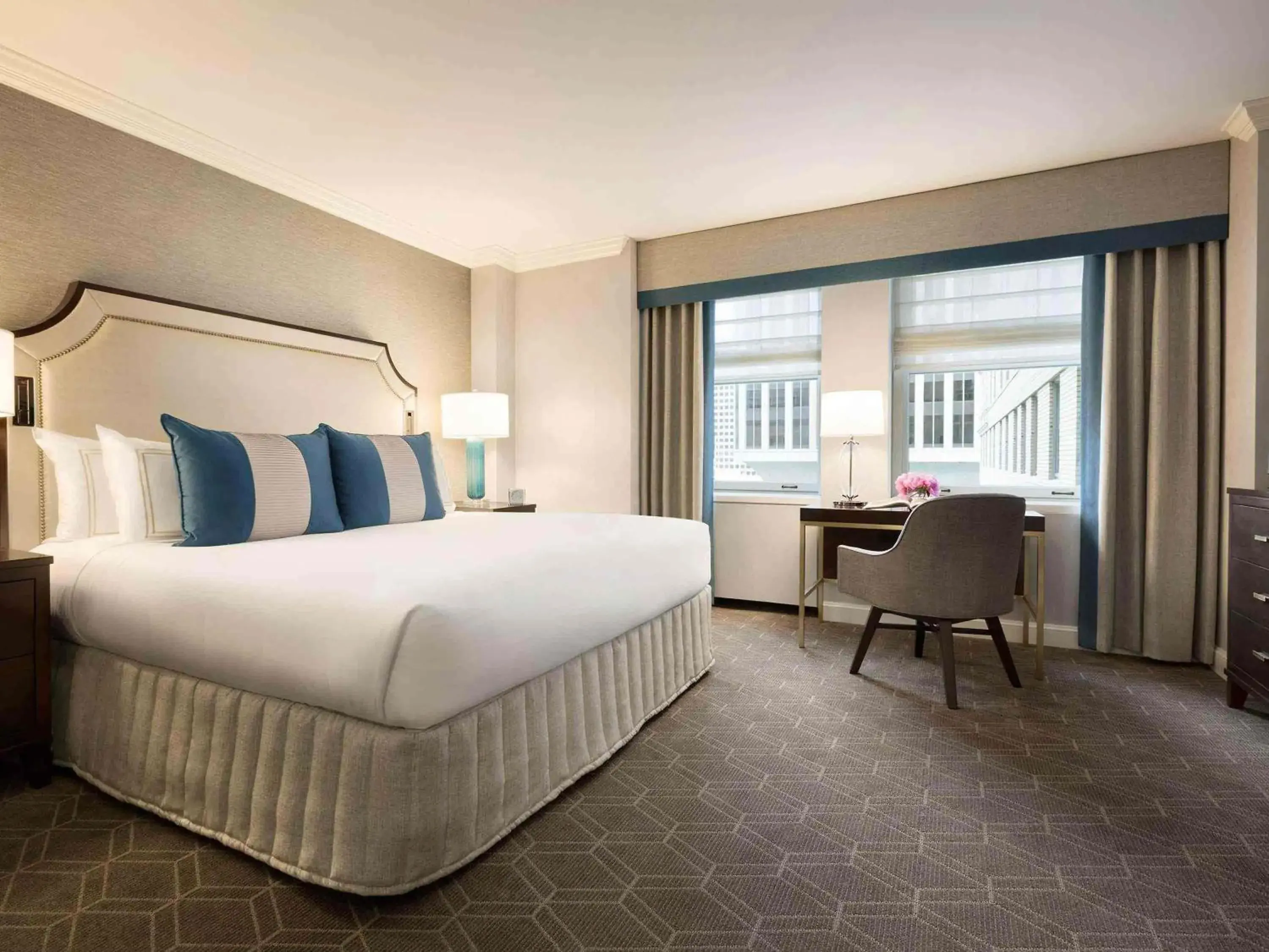 Fairmont King Room with Tub - Hearing Accessible in Fairmont Olympic Hotel Fairmont King Room with Tub - Hearing Accessible in Fairmont Olympic Hotel